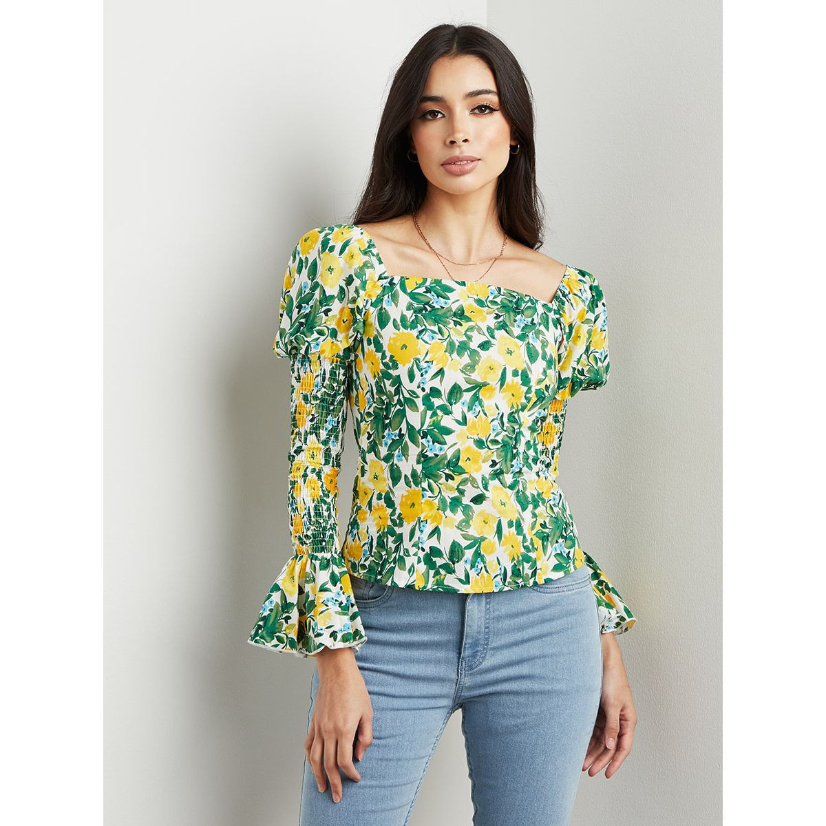 بلوزة مطبوعة بتفاصيل مزمومة من ستايلي-women-clothing-shirtsandblouses-blouses-image-1
