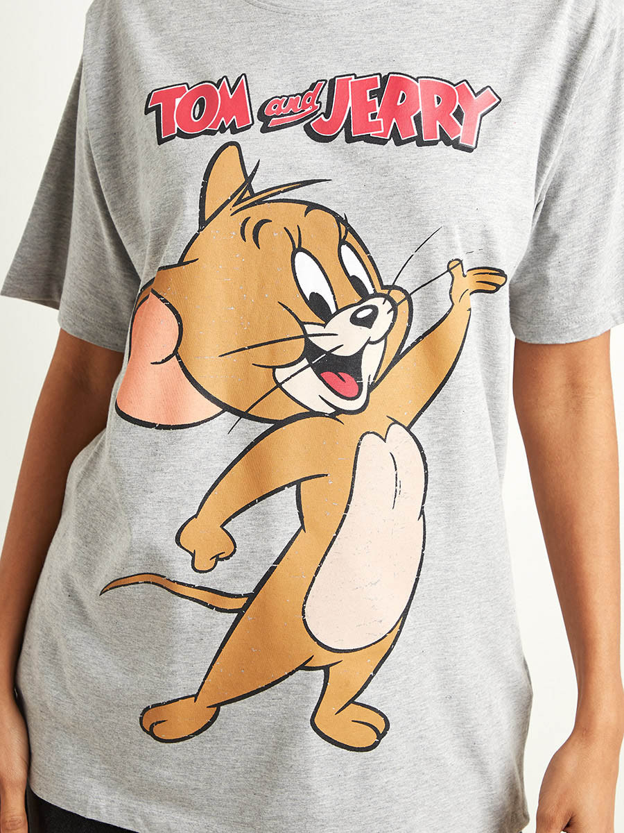 تيشيرت مطبوع بقصة واسعة-women-clothing-tshirts-image-4
