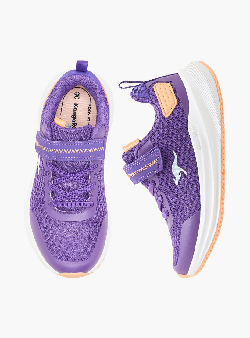حذاء رياضي بشريط إغلاق لاصق للبنات من كانجاروز-girls-shoes-sports-image-1