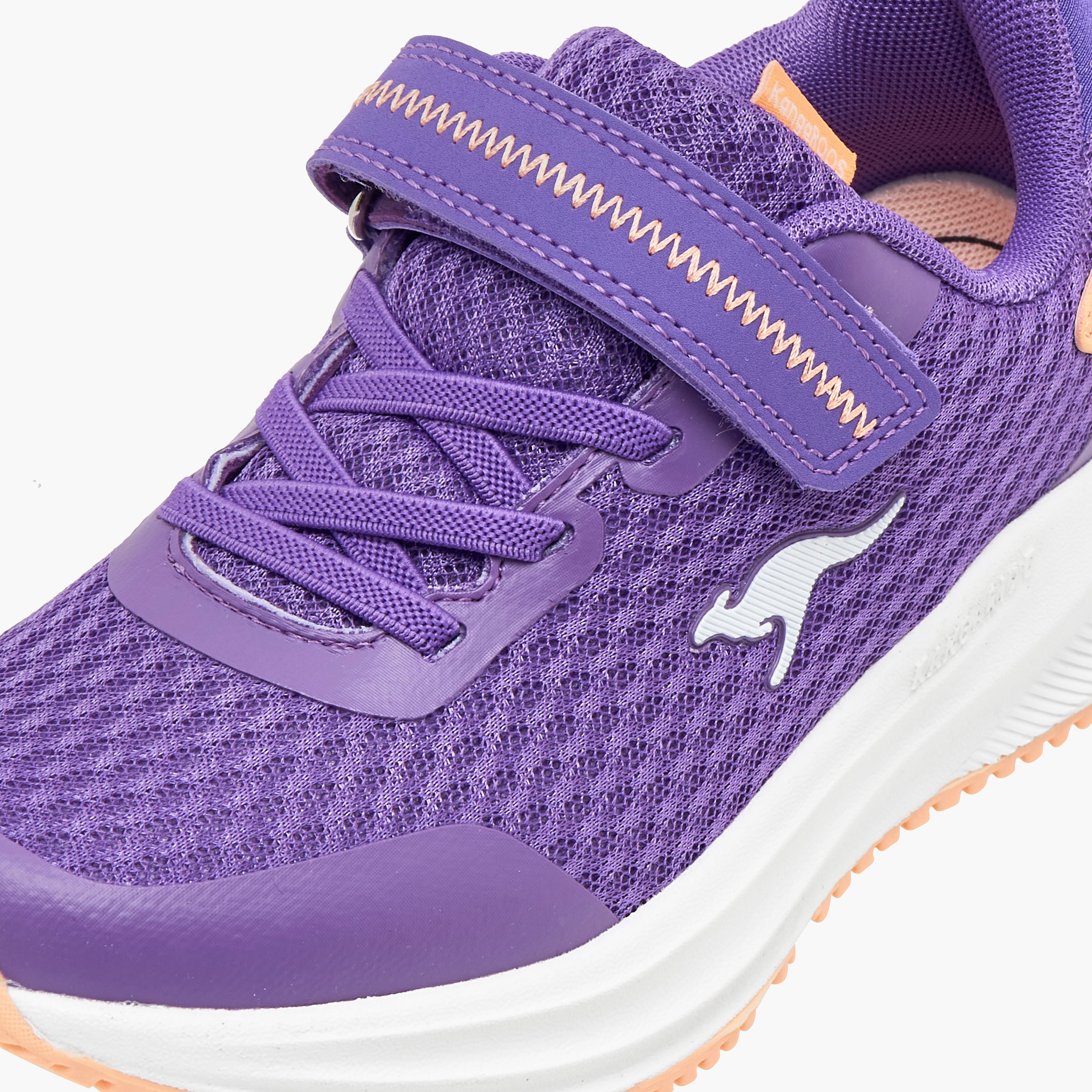 حذاء رياضي بشريط إغلاق لاصق للبنات من كانجاروز-girls-shoes-sports-image-4