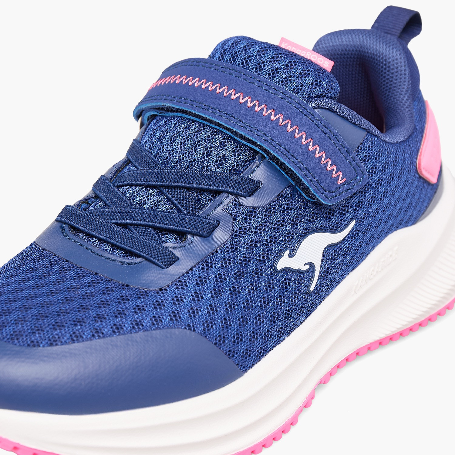 حذاء رياضي بشريط إغلاق لاصق للبنات من كانجاروز-girls-shoes-sneakers-image-4