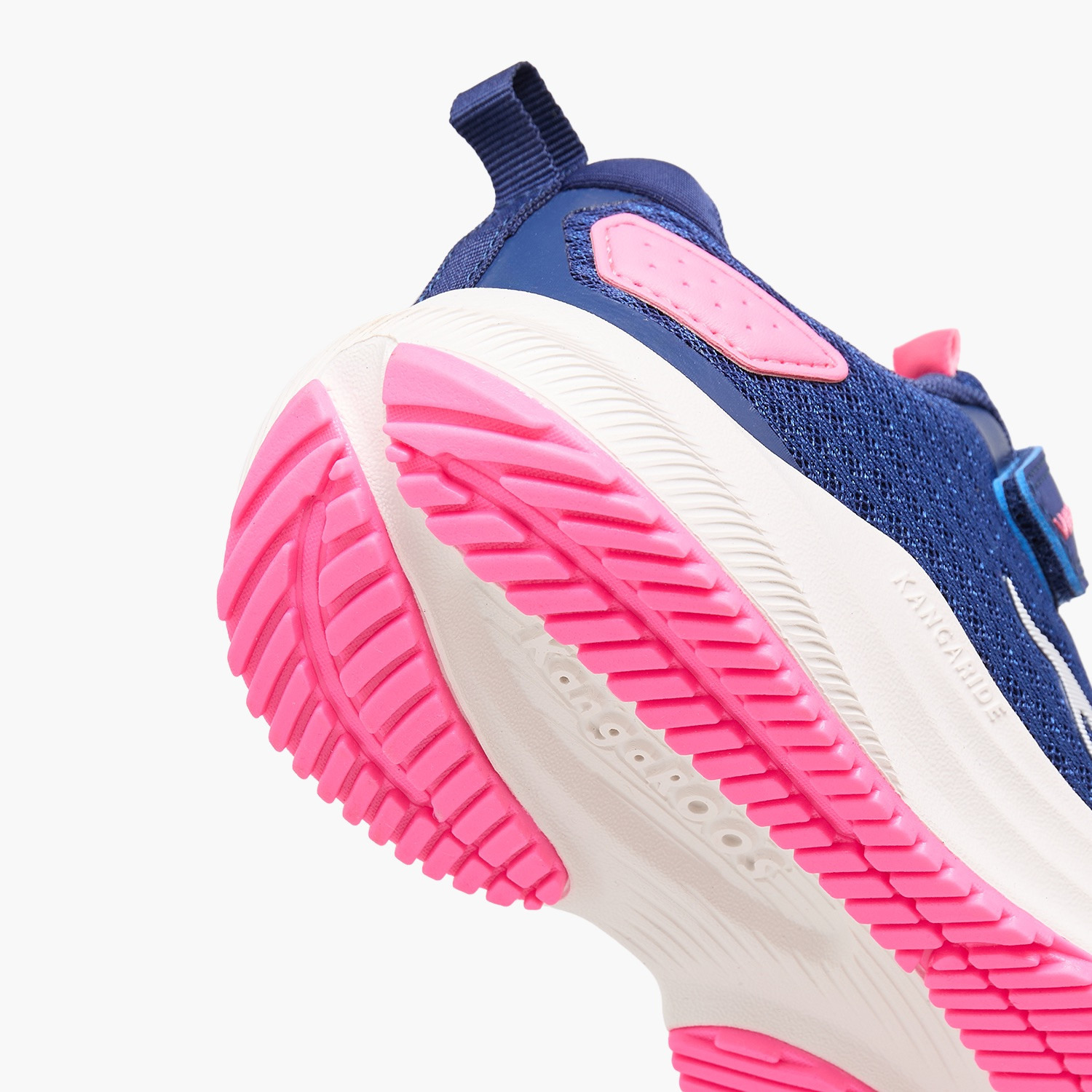حذاء رياضي بشريط إغلاق لاصق للبنات من كانجاروز-girls-shoes-sneakers-image-5