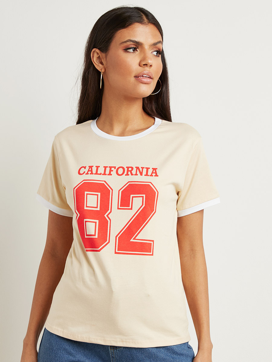 تيشيرت مطبوع بأكمام قصيرة من ستايلي-women-clothing-tshirts-image-4