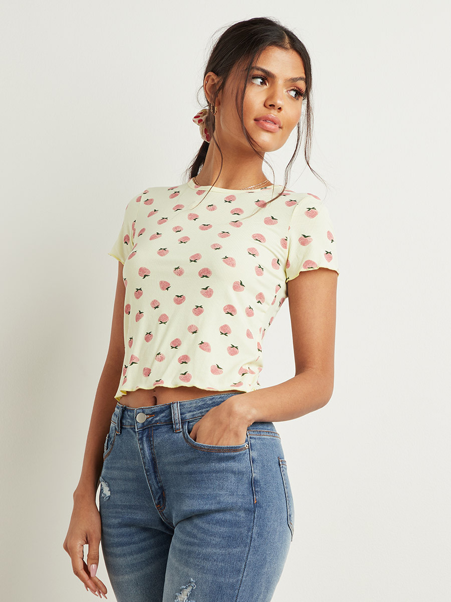 تيشيرت مضلع ومطبوع بأكمام قصيرة من ستايلي-women-clothing-tshirts-image-3