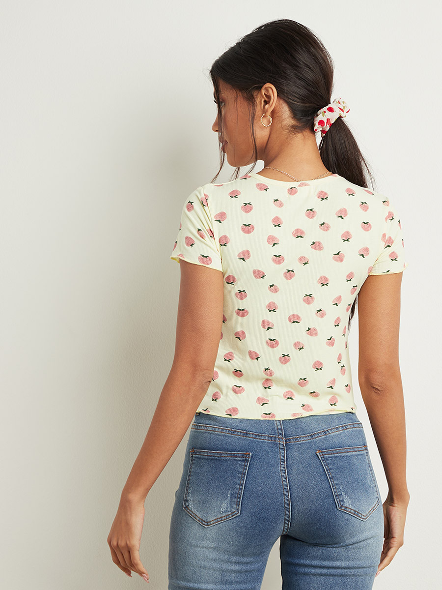 تيشيرت مضلع ومطبوع بأكمام قصيرة من ستايلي-women-clothing-tshirts-image-5