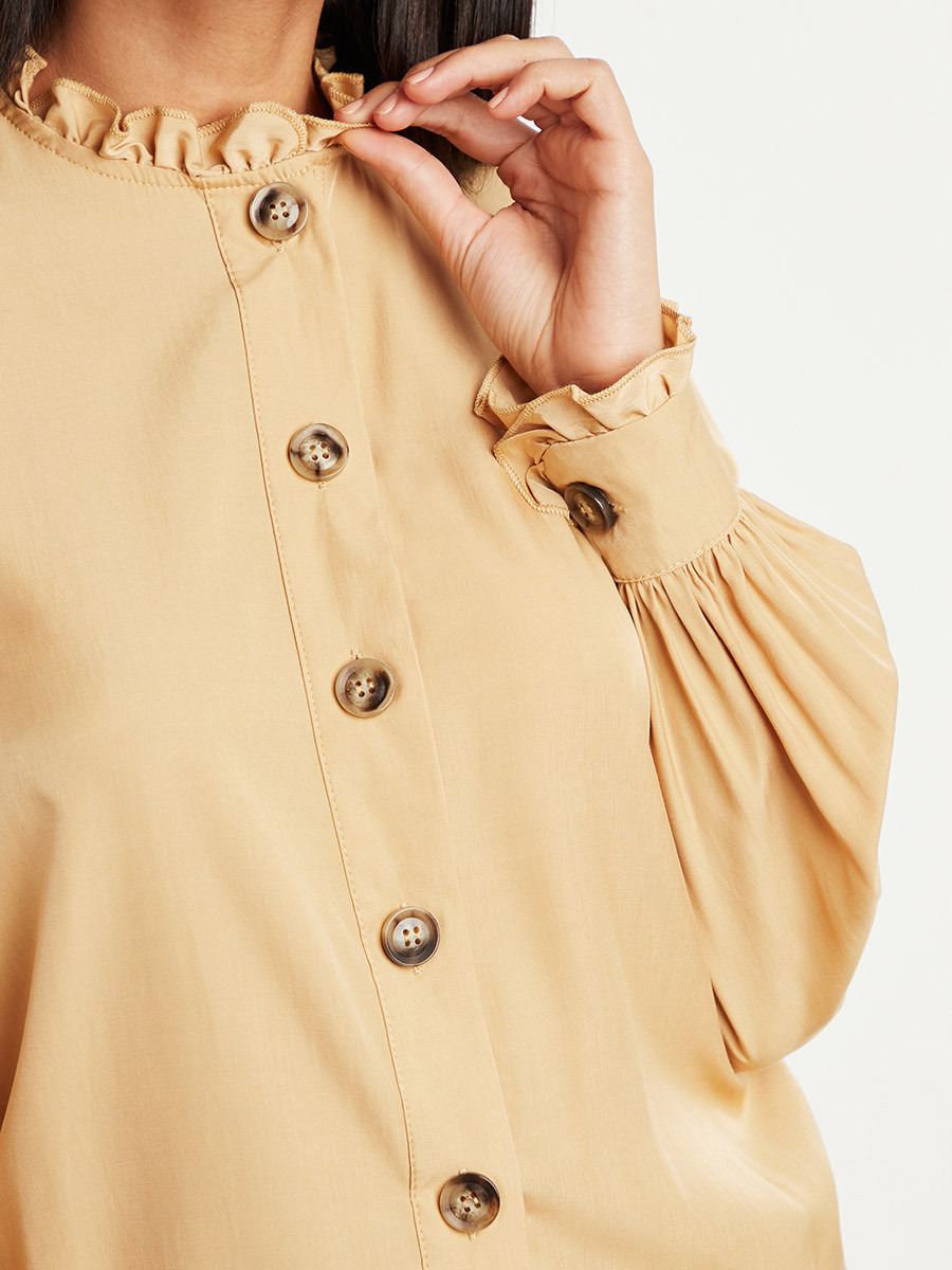 بلوزة بأزرار إغلاق وياقة عالية من ستايلي-women-clothing-shirtsandblouses-blouses-image-6