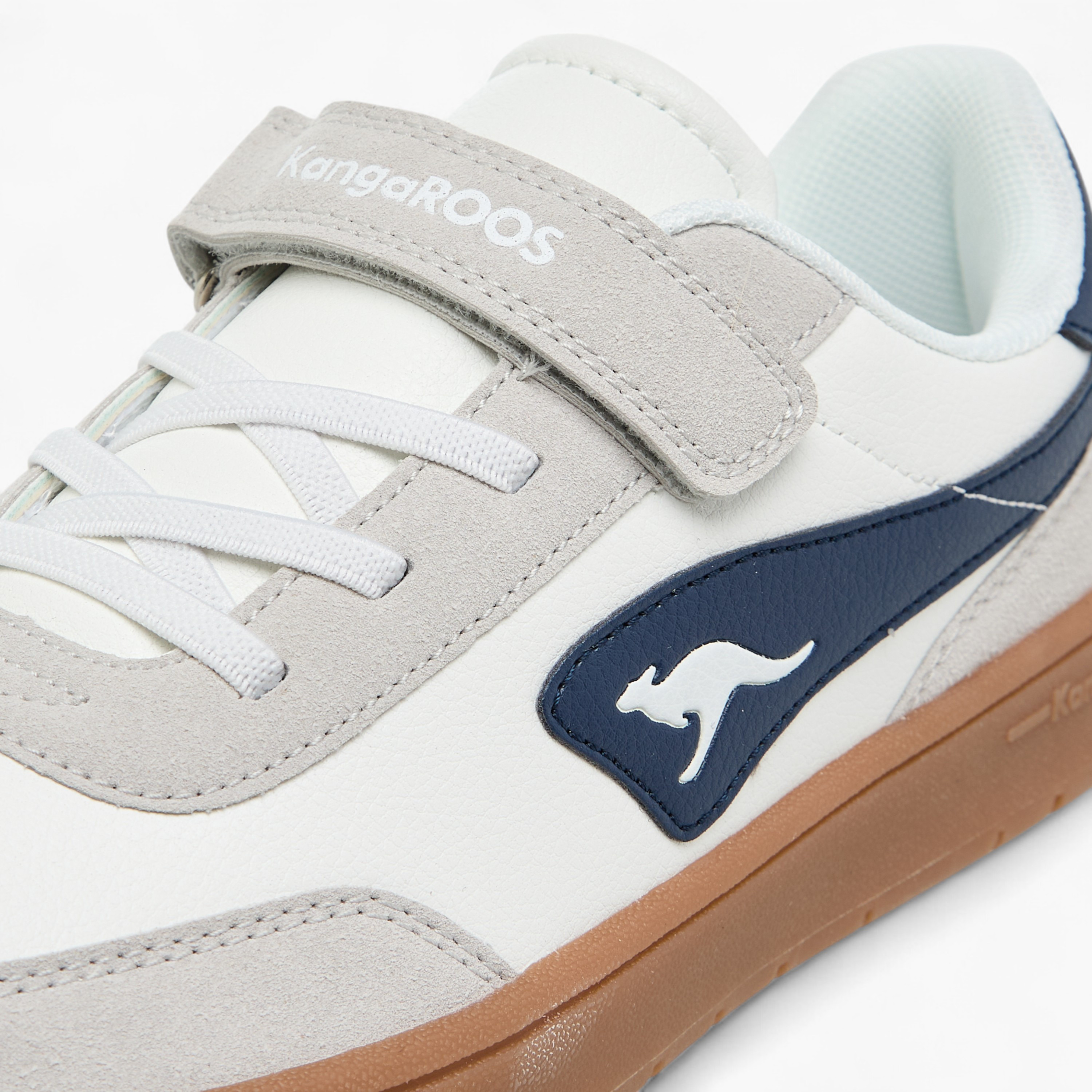 حذاء سنيكرز بشريط إغلاق لاصق للنساء من كانجاروس-women-shoes-sneakers-image-4