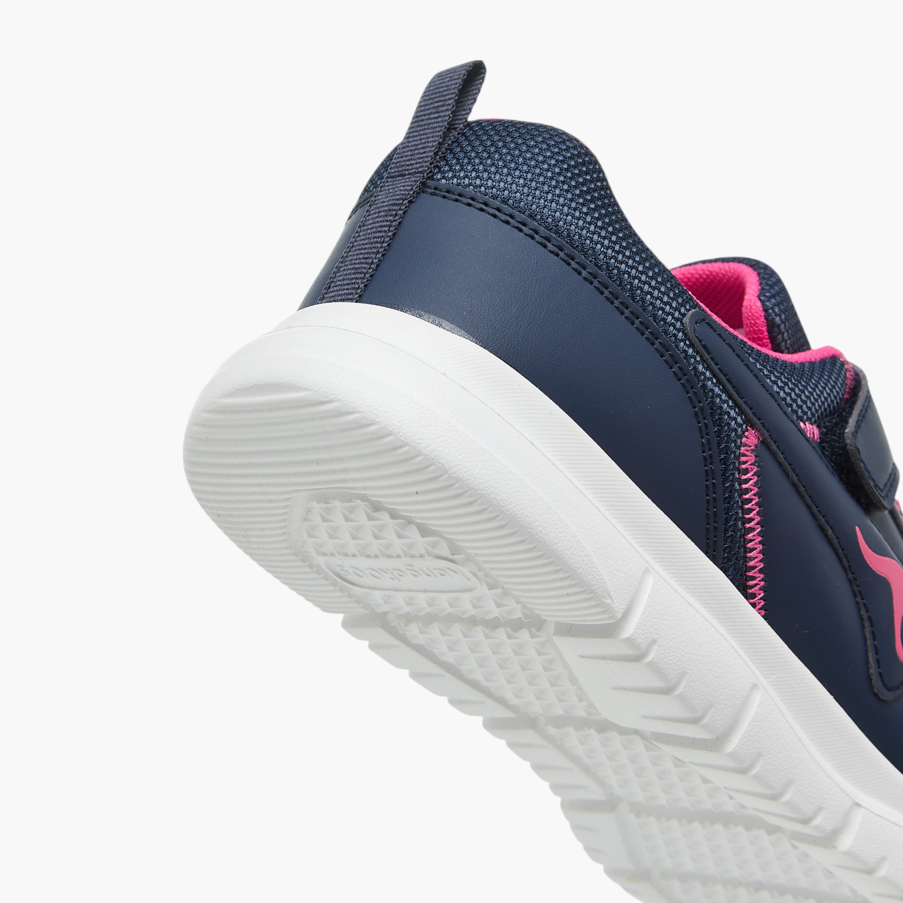 حذاء رياضي بشريط إغلاق لاصق للنساء من كانجاروس-women-shoes-sports-image-5