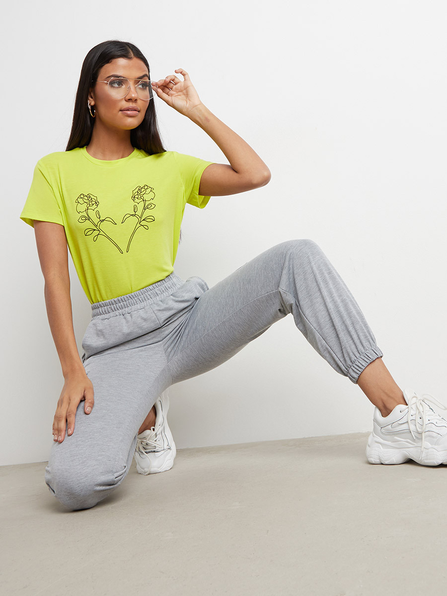 تيشيرت مطبوع بقصة واسعة من ستايلي-women-clothing-tshirts-image-3