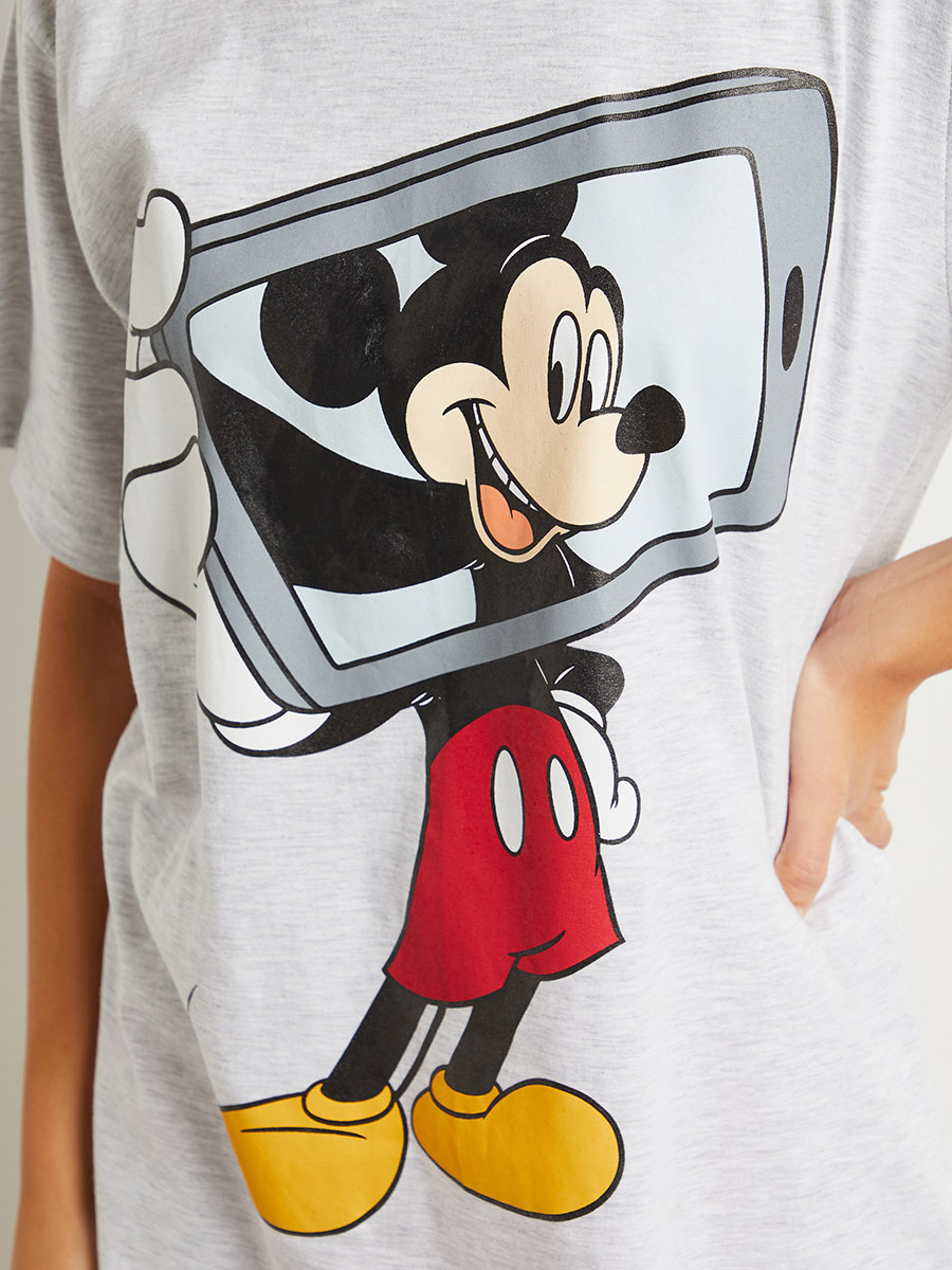 Styli Disney Mickey Print Oversized Longline T-shirt-women-clothing-tshirts-image-4