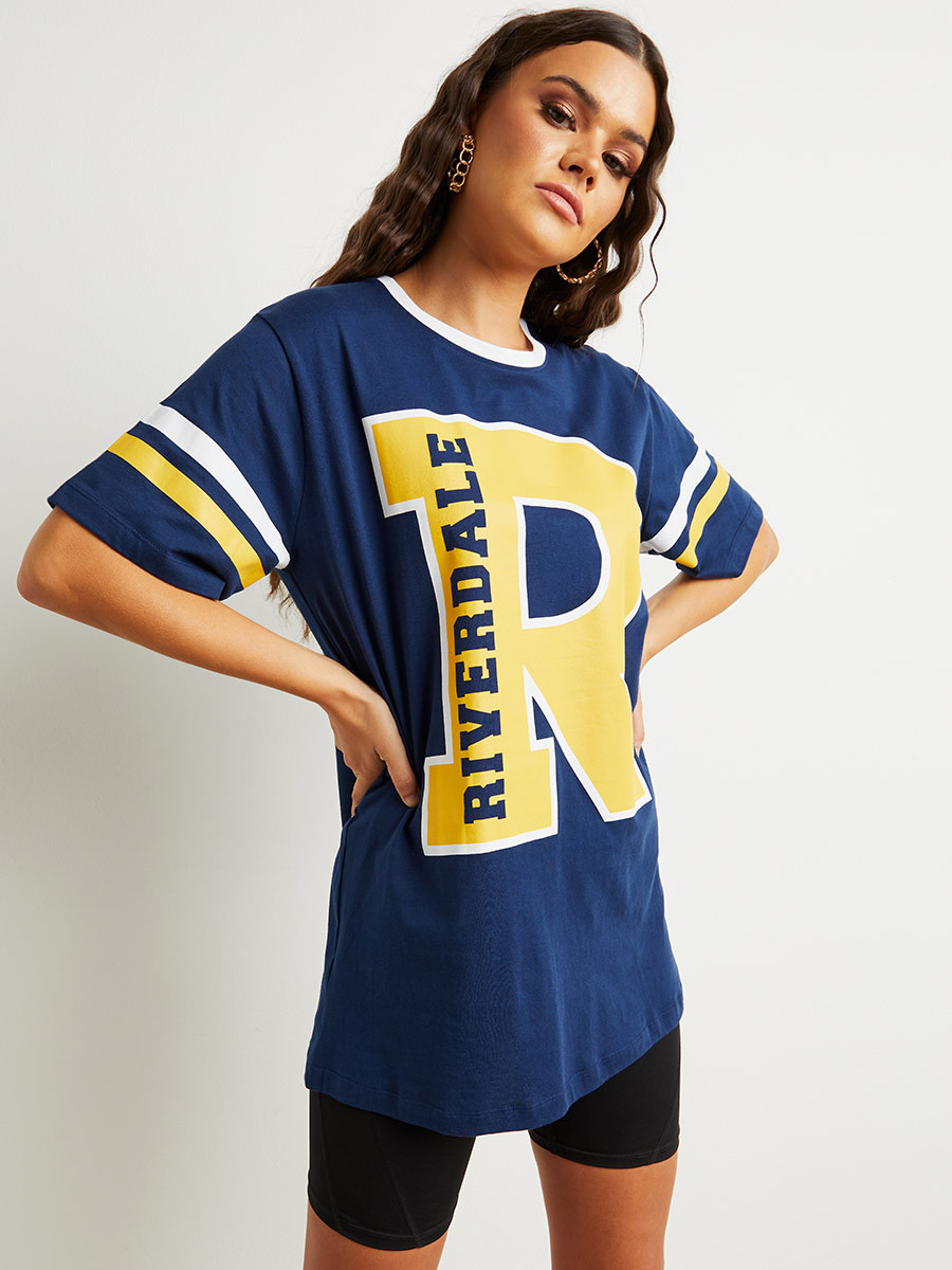 تيشيرت مطبوع بقصة طويلة  من ستايلي-women-clothing-tshirts-image-3