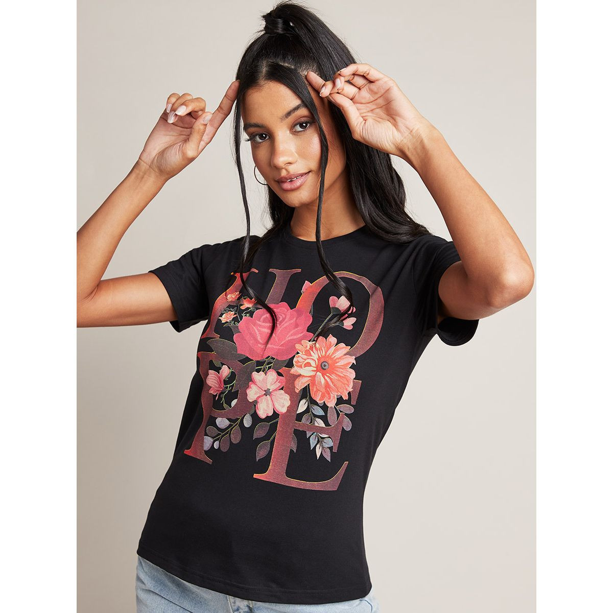تيشيرت بطبعة جرافيك  من ستايلي-women-clothing-tshirts-image-4