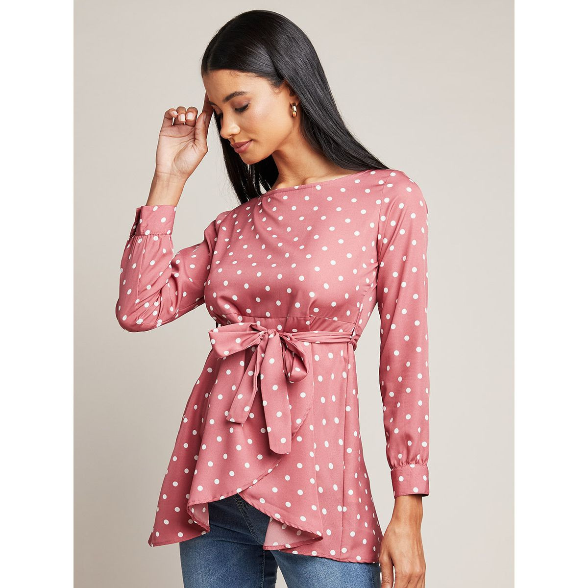 Styli Polka Dot Asymmetric Hem Longline Top with Long Sleeves-women-clothing-shirtsandblouses-blouses-image-1