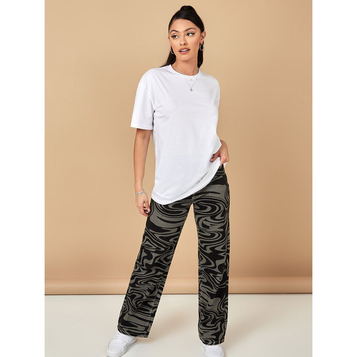 Styli Pack of 2 - Short Sleeves Oversized Longline T-shirt-women-clothing-tshirts-image-3