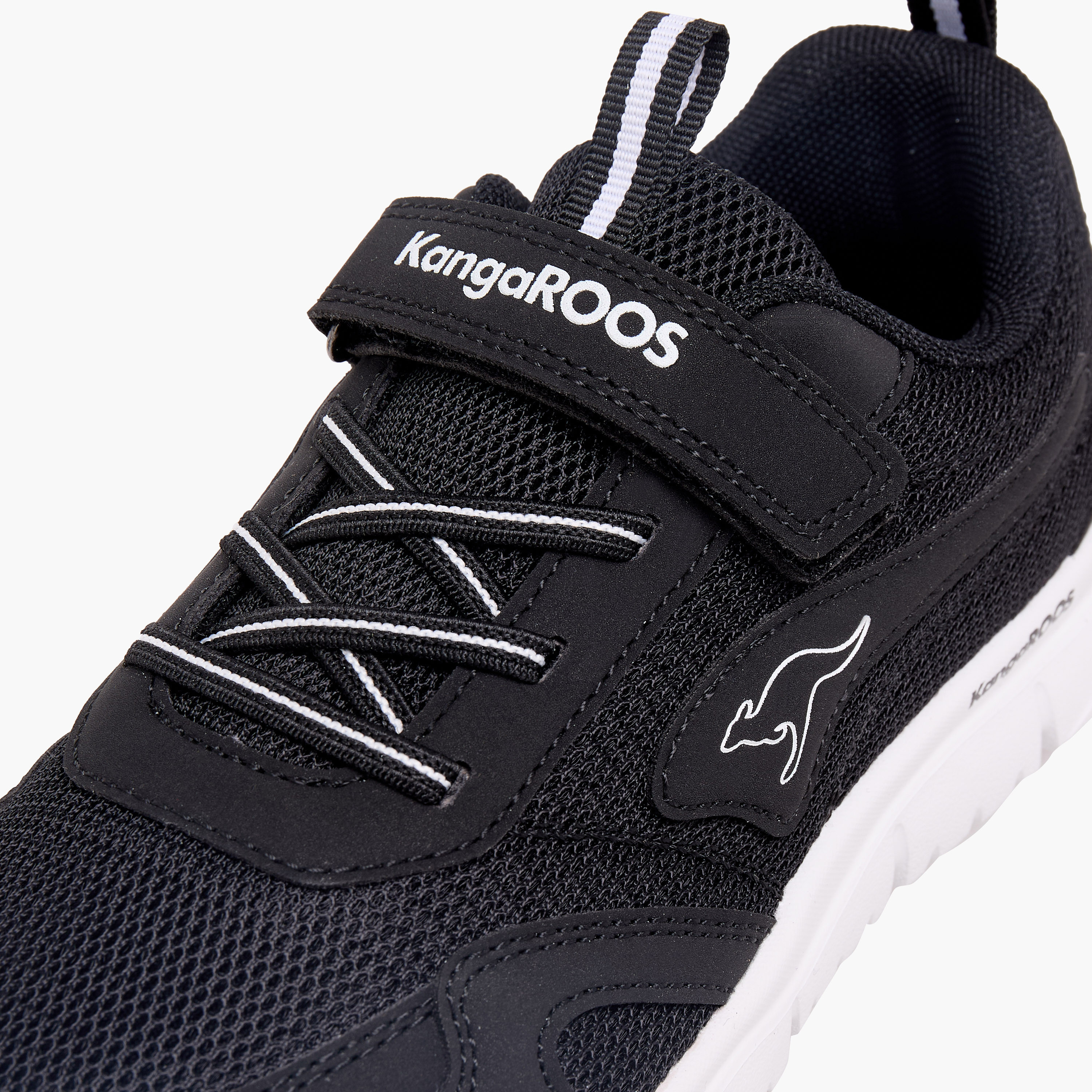 حذاء رياضي بشريط إغلاق لاصق من كانغاروز-boys-shoes-sports-image-4