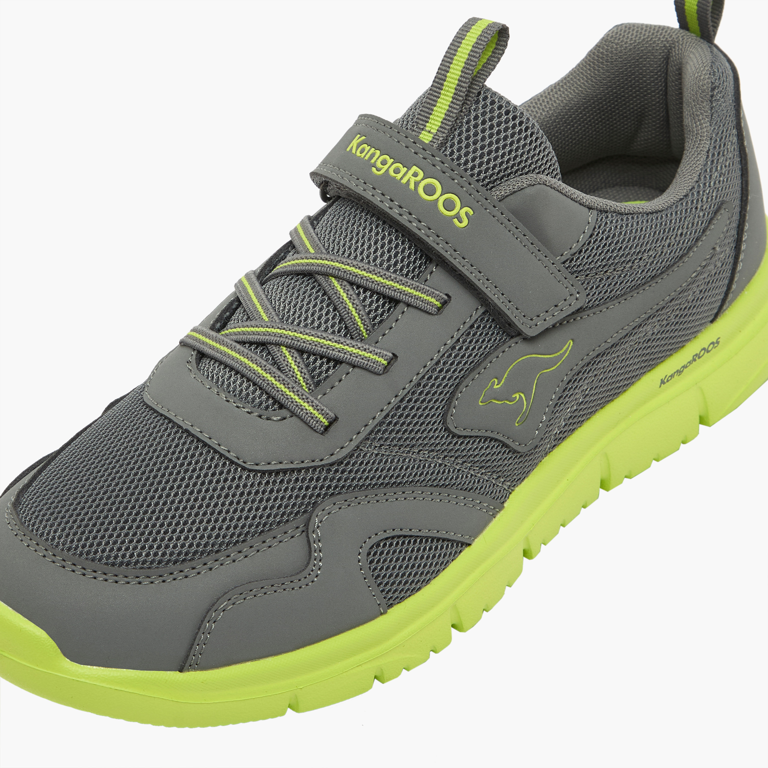 حذاء رياضي بشريط إغلاق لاصق للنساء من كانجاروس-women-shoes-sports-image-4