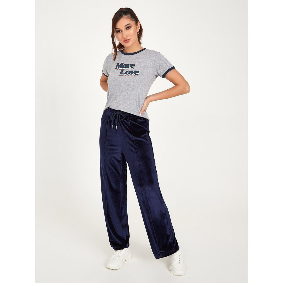 تيشيرت مطبع بكتابة واكمام قصيرة-women-clothing-tshirts-image-2