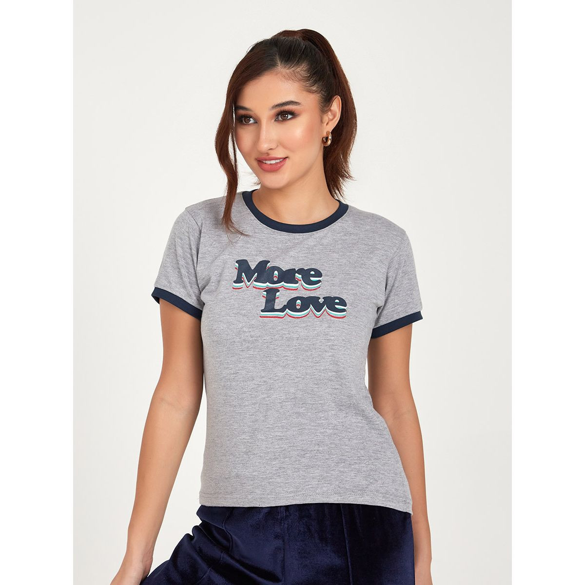 تيشيرت مطبع بكتابة واكمام قصيرة-women-clothing-tshirts-image-3