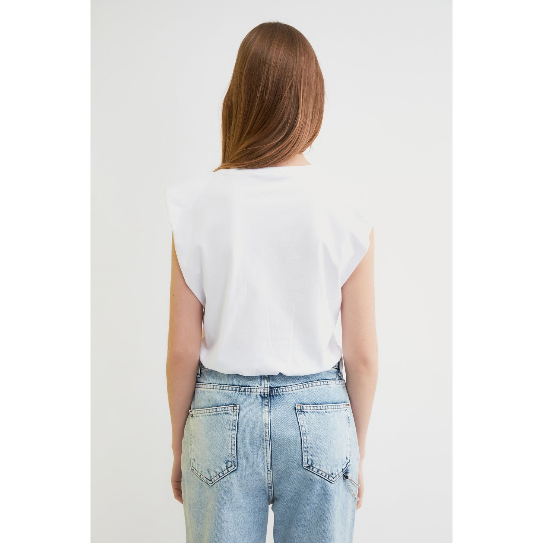 Trendyol Padded Shoulder Sleeveless Elastic Hem Cotton Crop T-shirt-women-clothing-tshirts-image-5