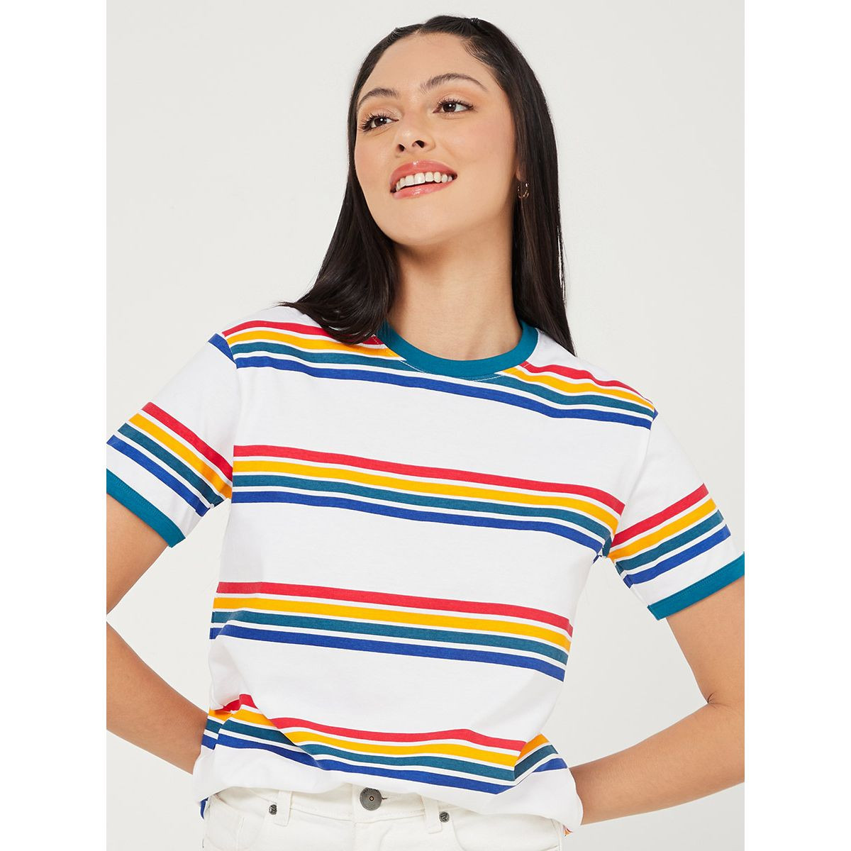 تيشيرت بقصة عادية واكمام قصيرة-women-clothing-tshirts-image-3