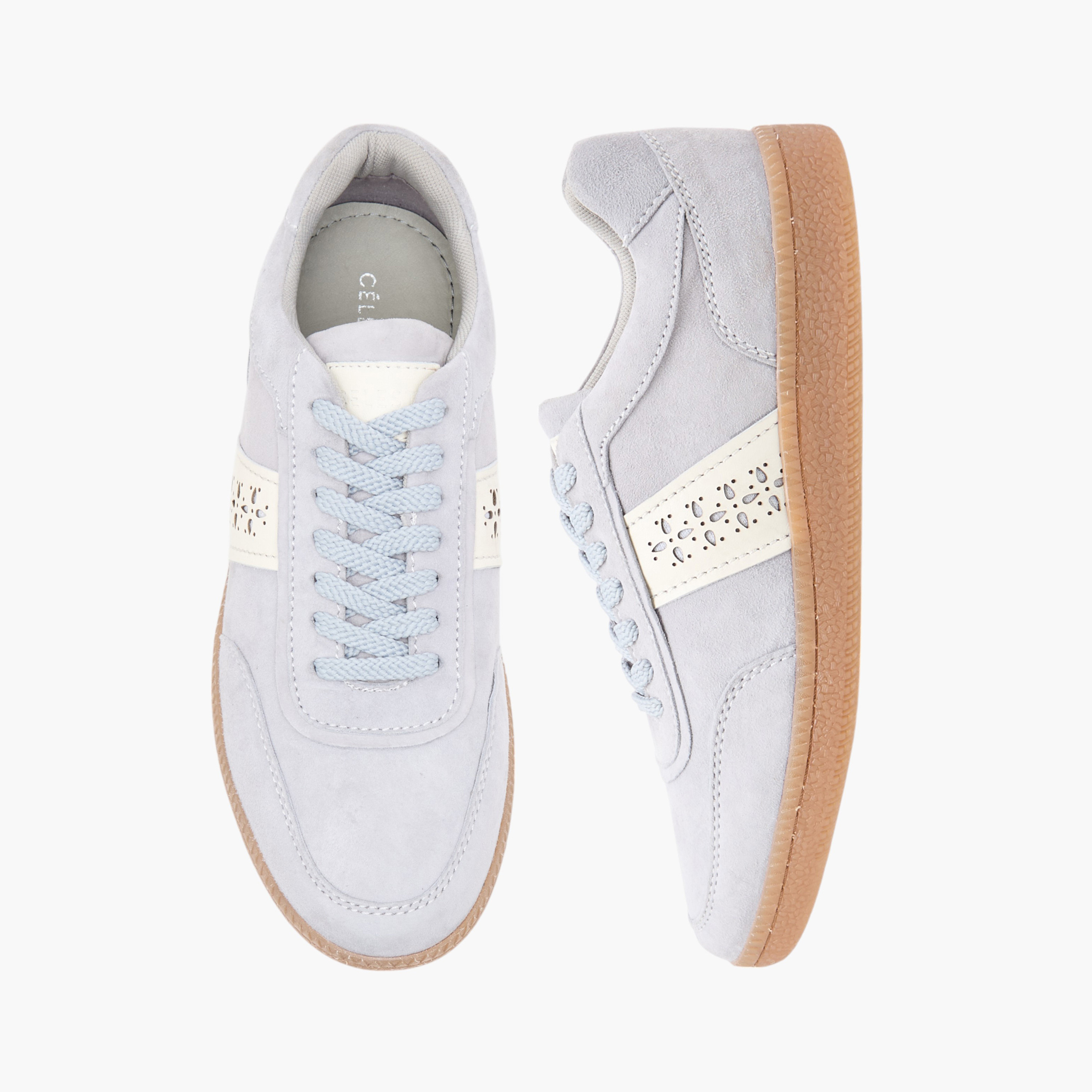 حذاء سنيكرز برباط إغلاق وتفاصيل مفرّغة للنساء من سيليست-women-shoes-sneakers-image-11