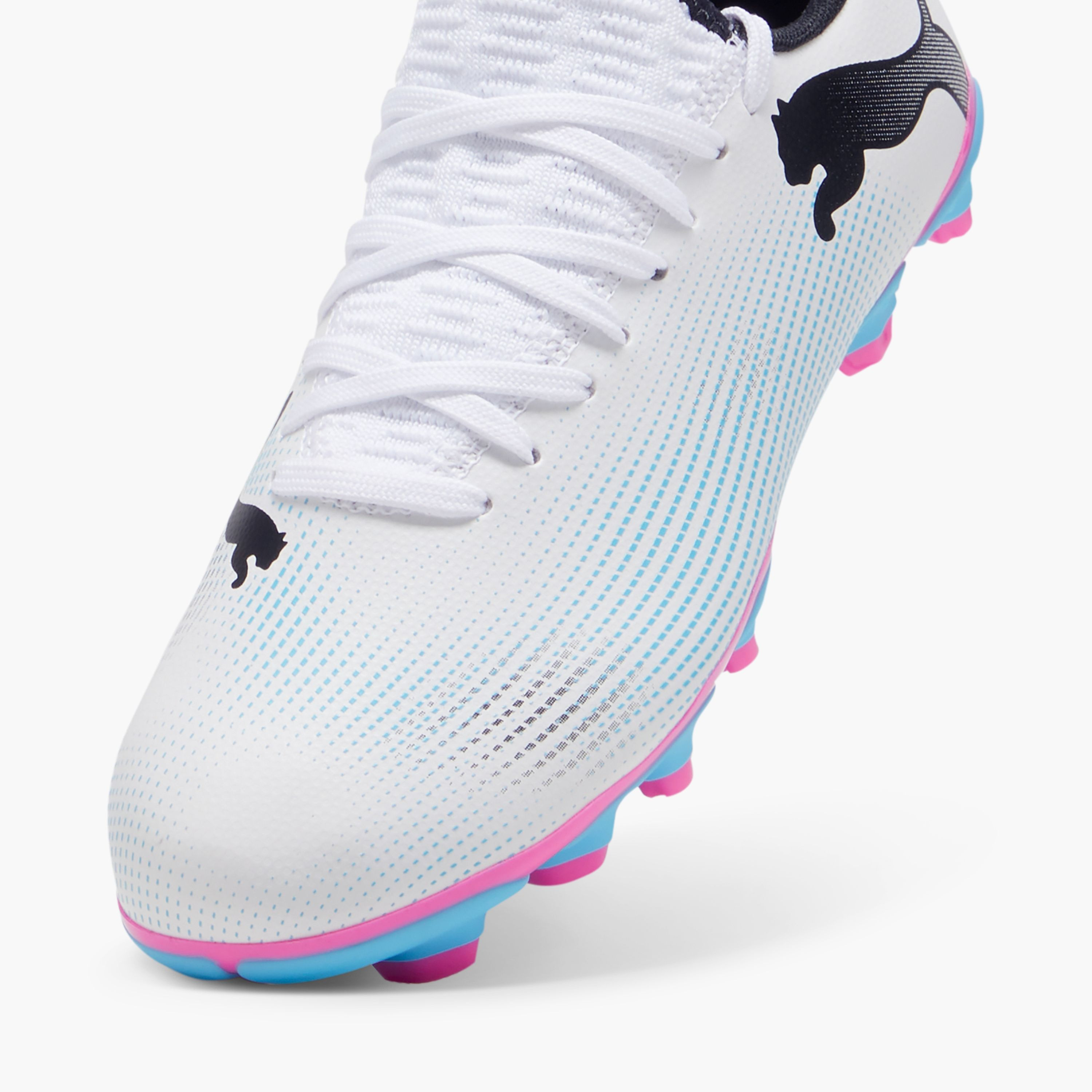 حذاء كرة قدم خفيف الوزن برباط فيوتشر 7 بلاي للأولاد من بوما-sports-gear-football-shoes-firmground-image-6