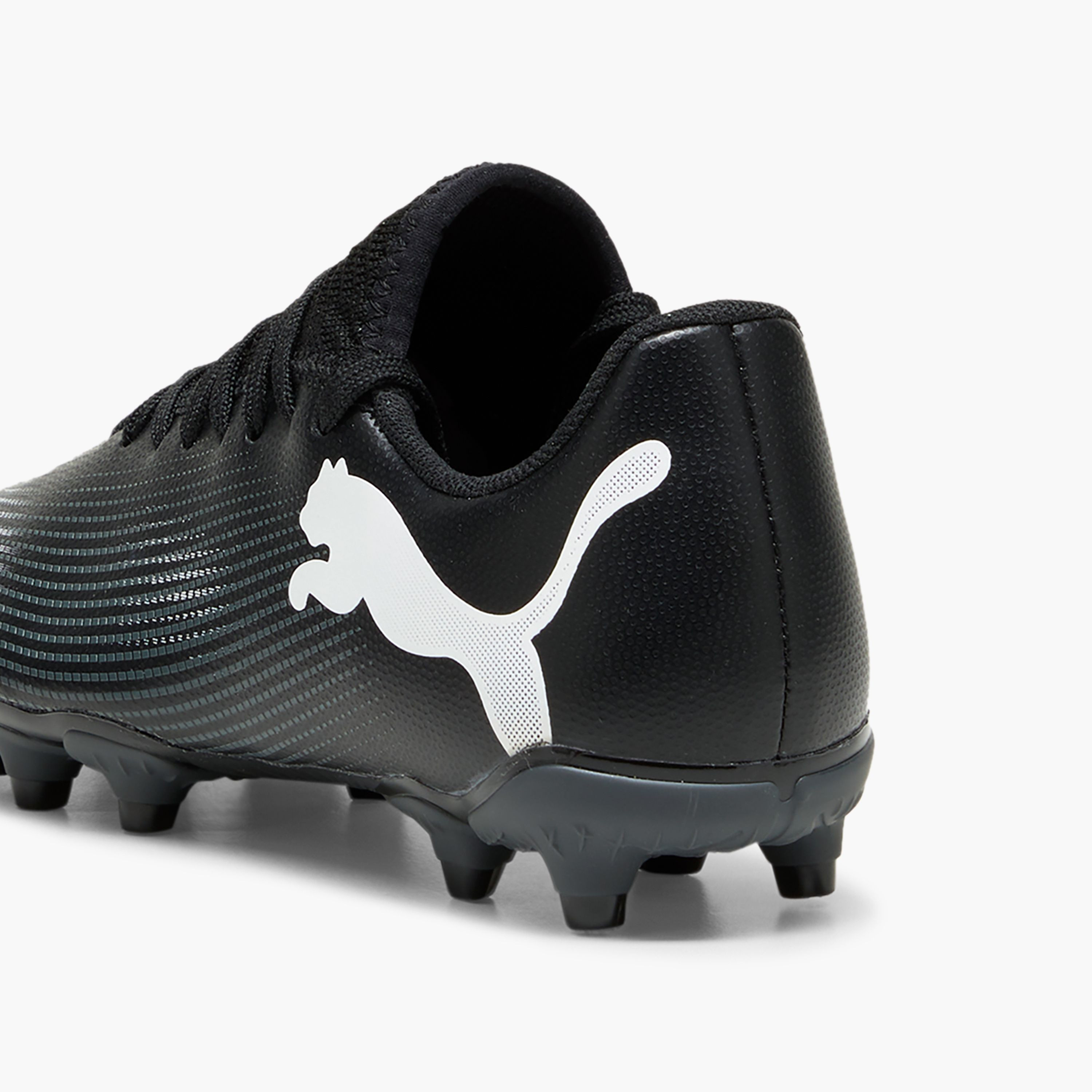 حذاء كرة قدم خفيف الوزن برباط فيوتشر 7 بلاي للأولاد من بوما-sports-gear-football-shoes-firmground-image-11