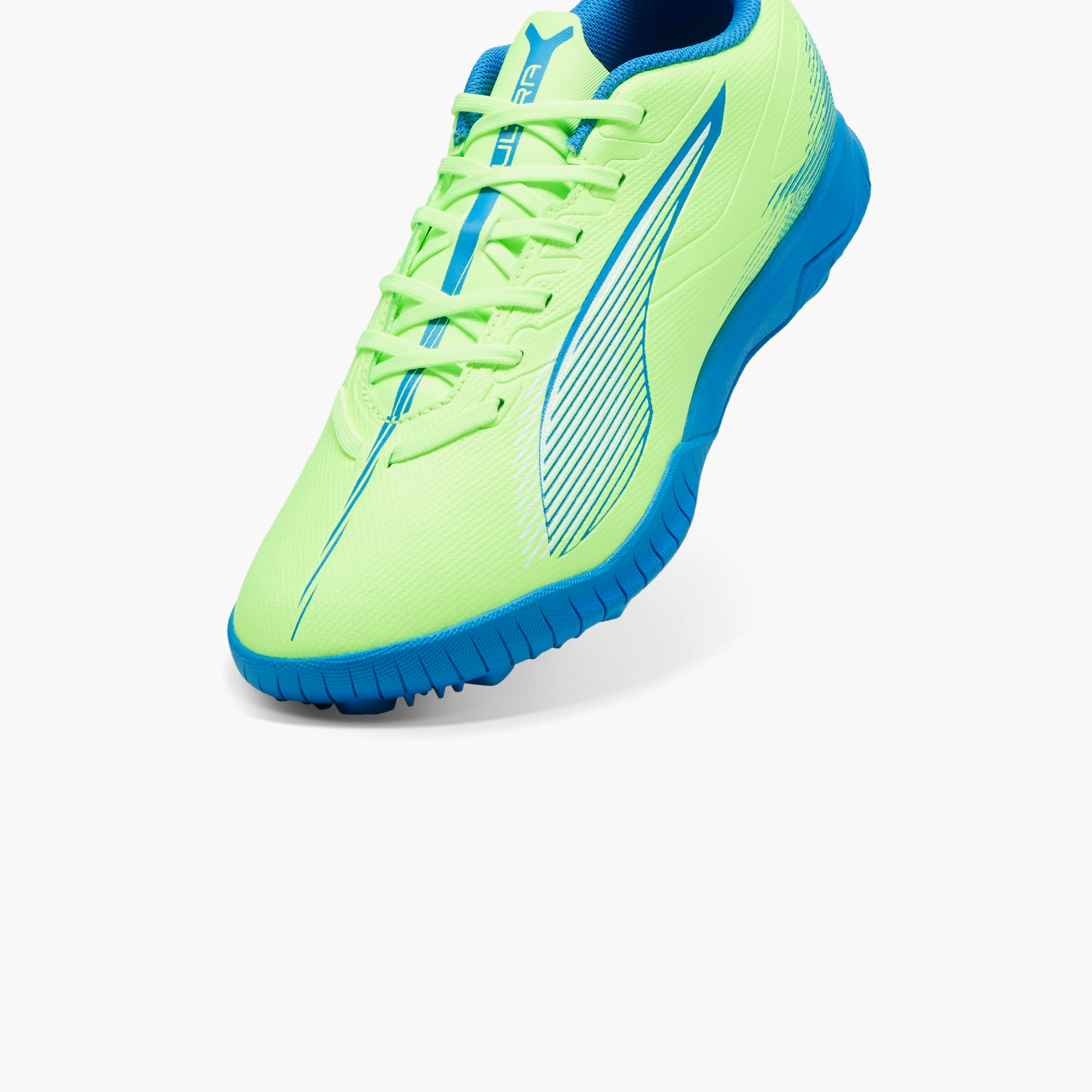 بوما - حذاء كرة قدم رجالي الترا 5 بلاي برباط لملاعب العشب الصناعي-sports-men-shoes-image-14