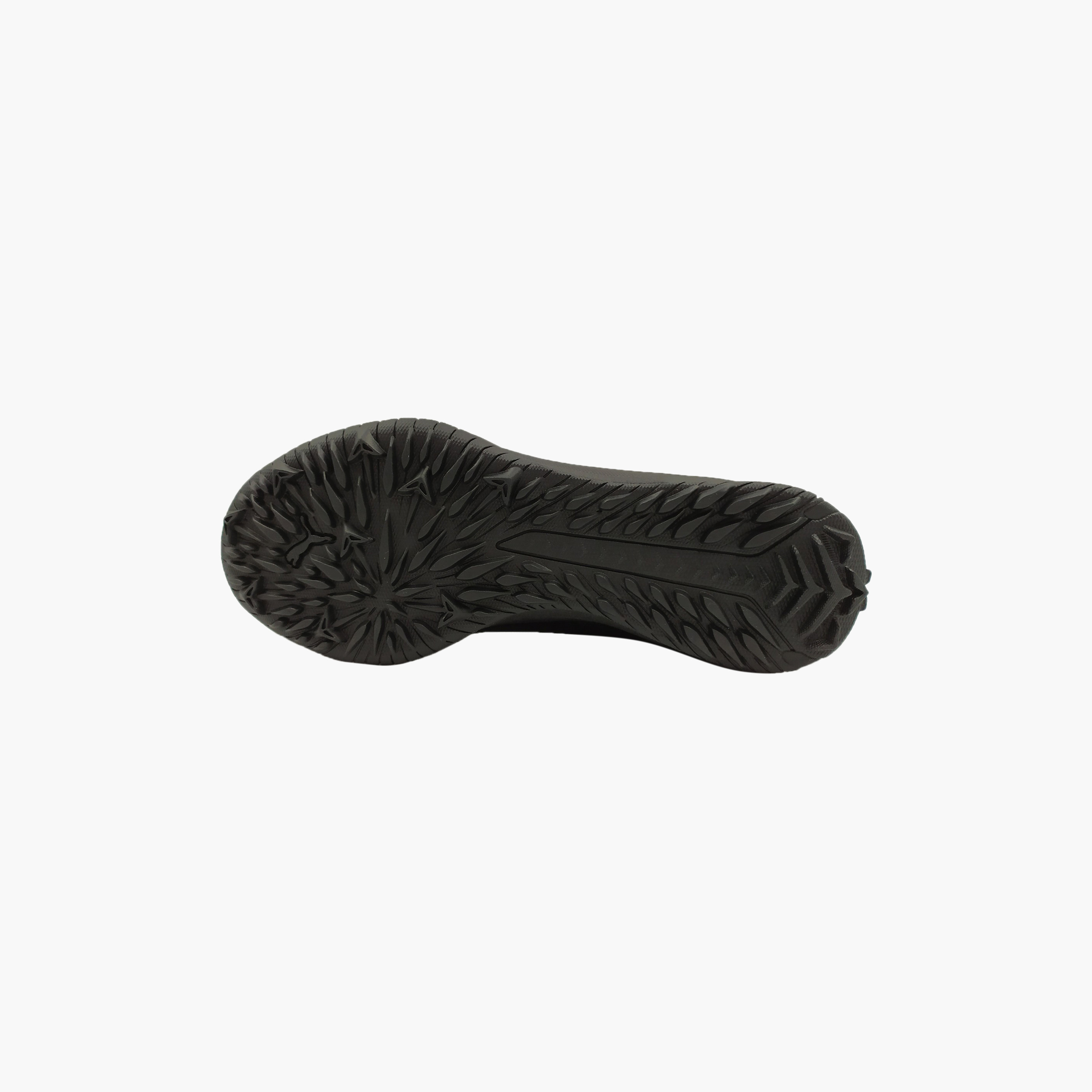 حذاء كرة قدم خفيف الوزن برباط ألترا 5 بلاي تي تي للأولاد من بوما-sports-boys-shoes-image-10