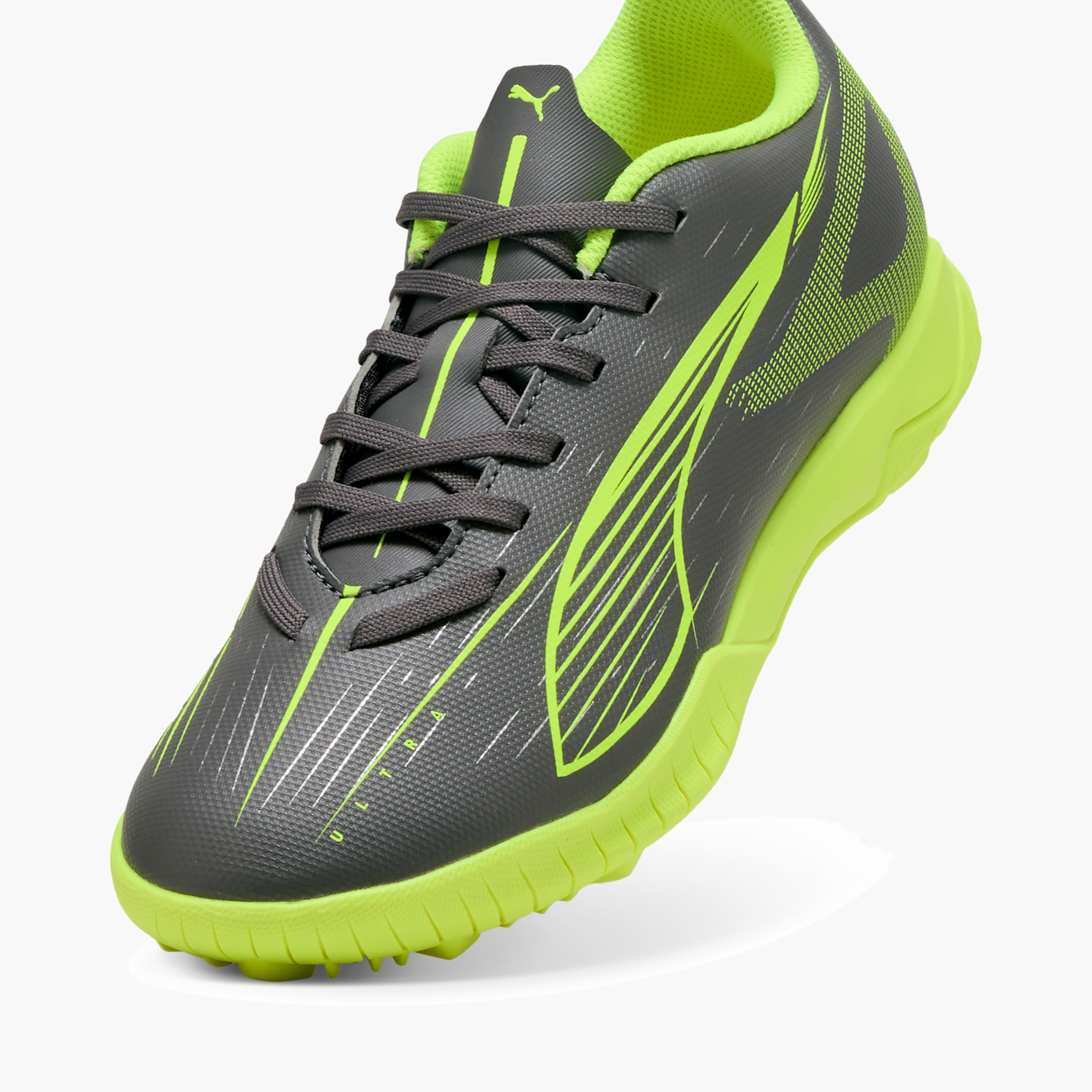حذاء كرة قدم خفيف الوزن برباط ألترا بلاي تي تي للأولاد من بوما-sports-boys-shoes-image-6