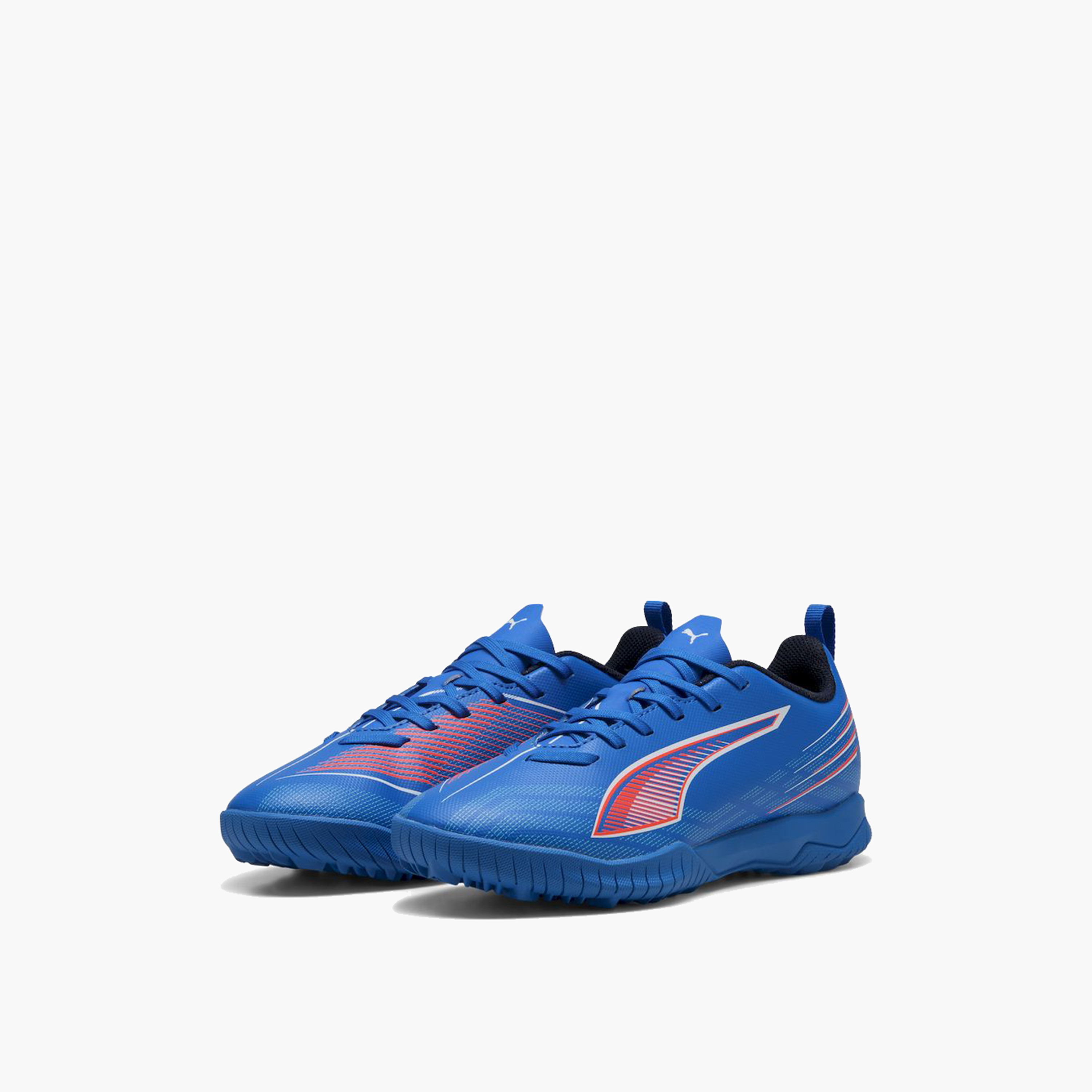 حذاء خفيف الوزن برباط ألترا 6 بلاي تي تي جونيور للأولاد من بوما-sports-boys-shoes-image-1