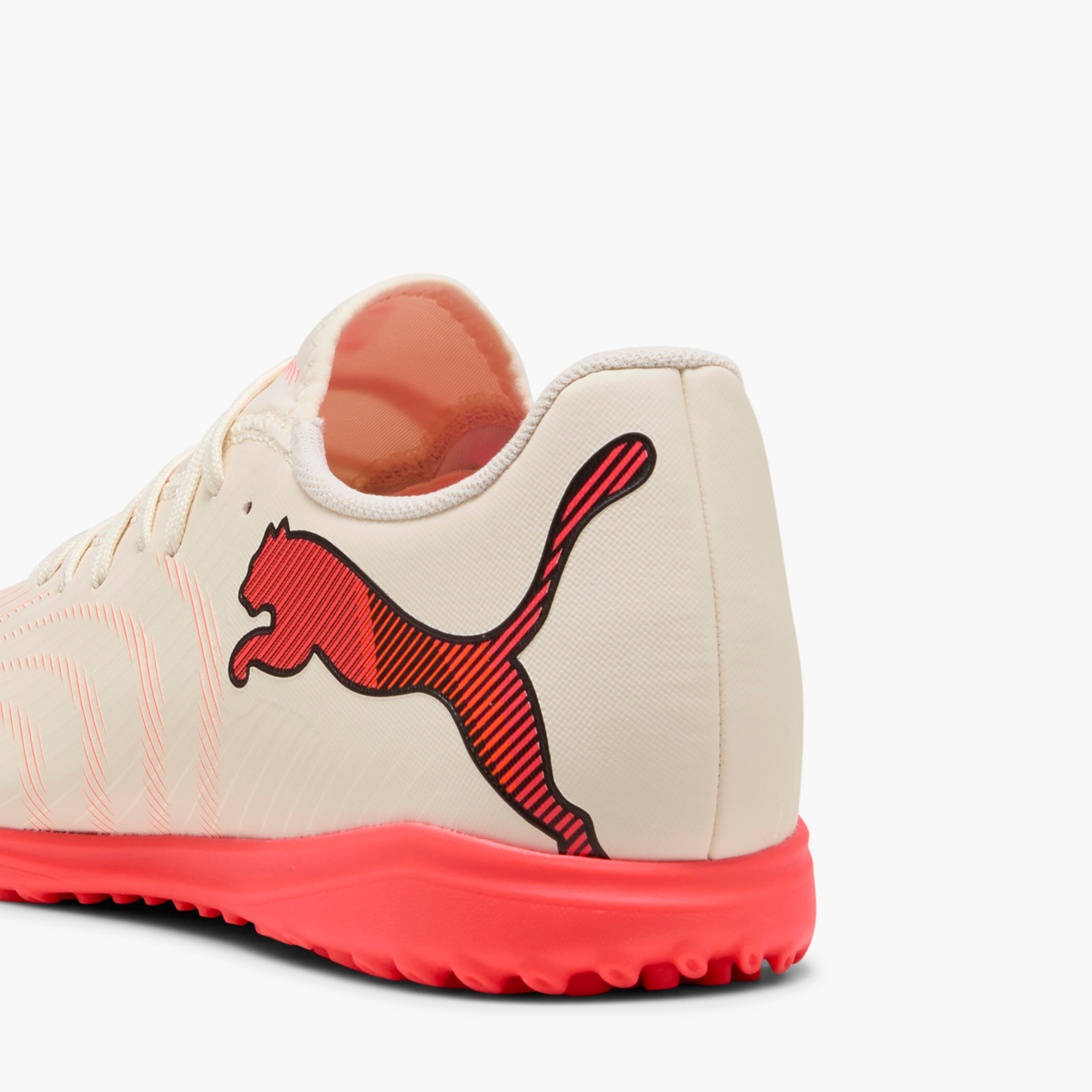 حذاء كرة قدم فيوتشر 9 بلاي تي تي برباط للرجال من بوما-sports-men-shoes-image-3