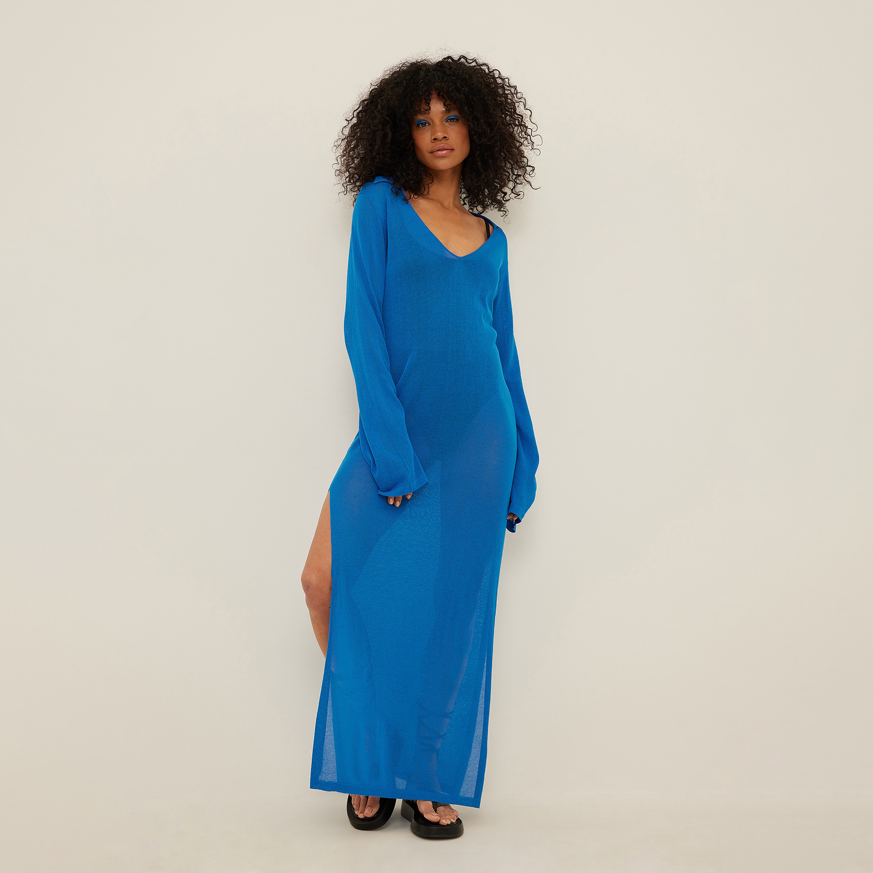 Maxi dresses with deals long sleeves online