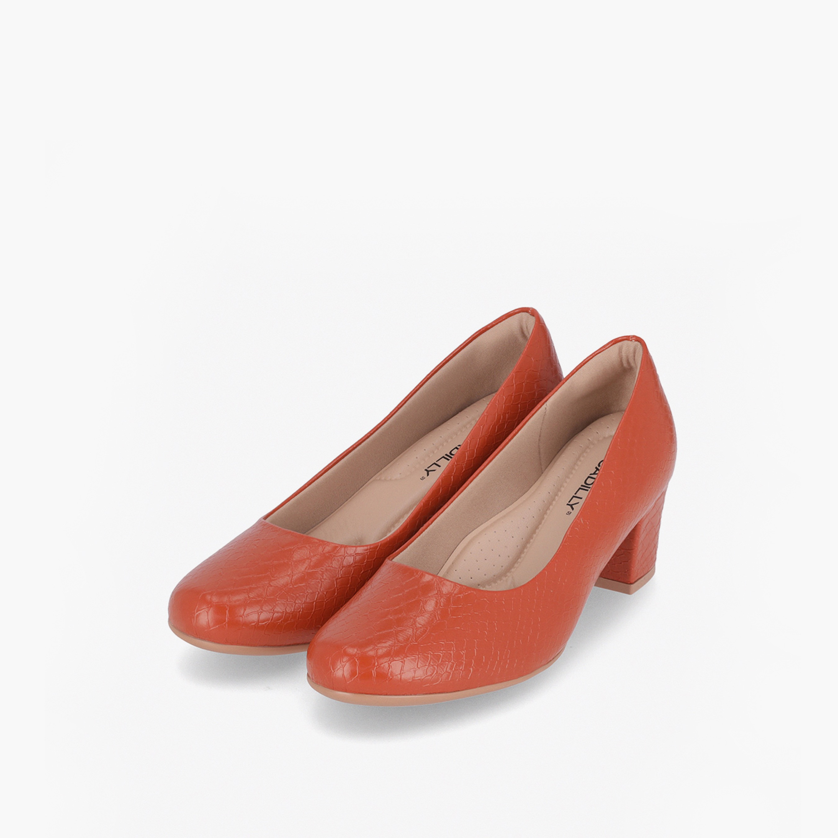 حذاء كلاسيكي سهل الارتداء بمقدمة مستديرة وكعب سميك من بيكاديلي-women-shoes-heels-image-1