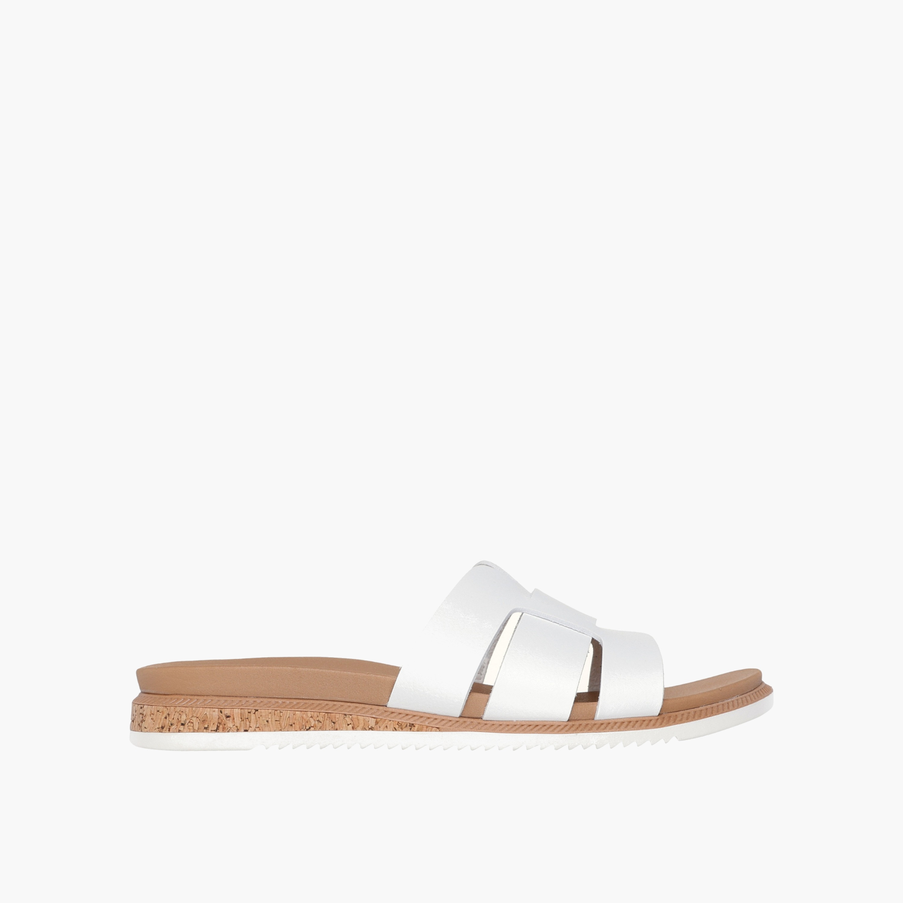 شبشب ديزرت كيس لو للنساء من سكيتشرز-women-shoes-sandals-flats-image-1