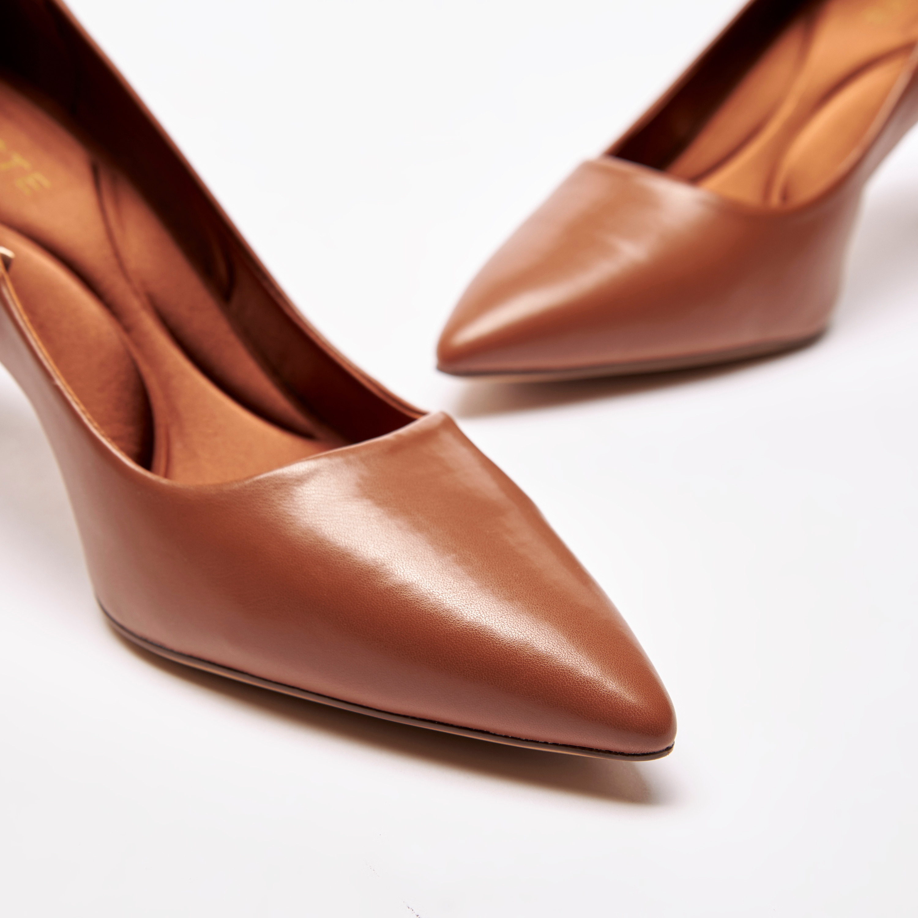حذاء كلاسيكي سادة بكعب ستيليتو للنساء من سيليست-women-shoes-heels-image-12