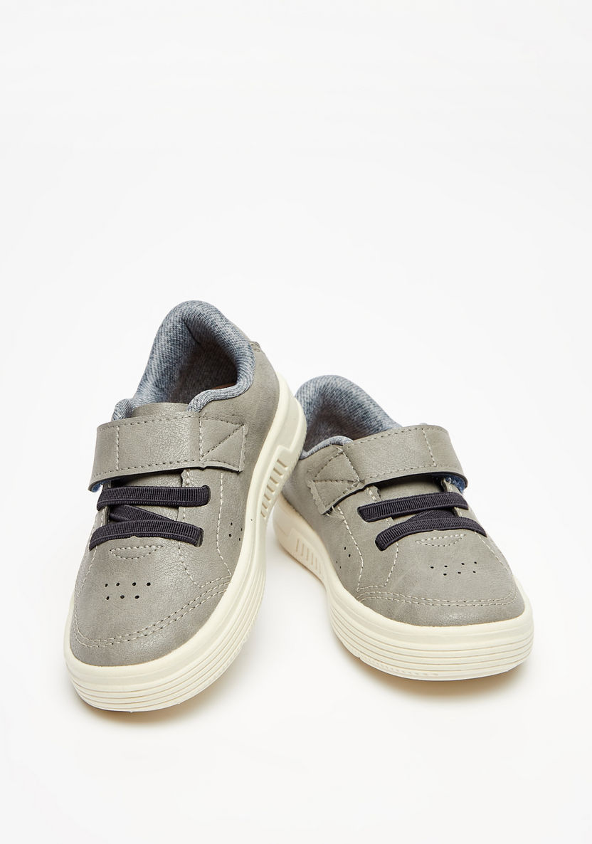 Kidy Textured Sneakers with Hook and Loop Closure-Boy%27s Sneakers-image-3