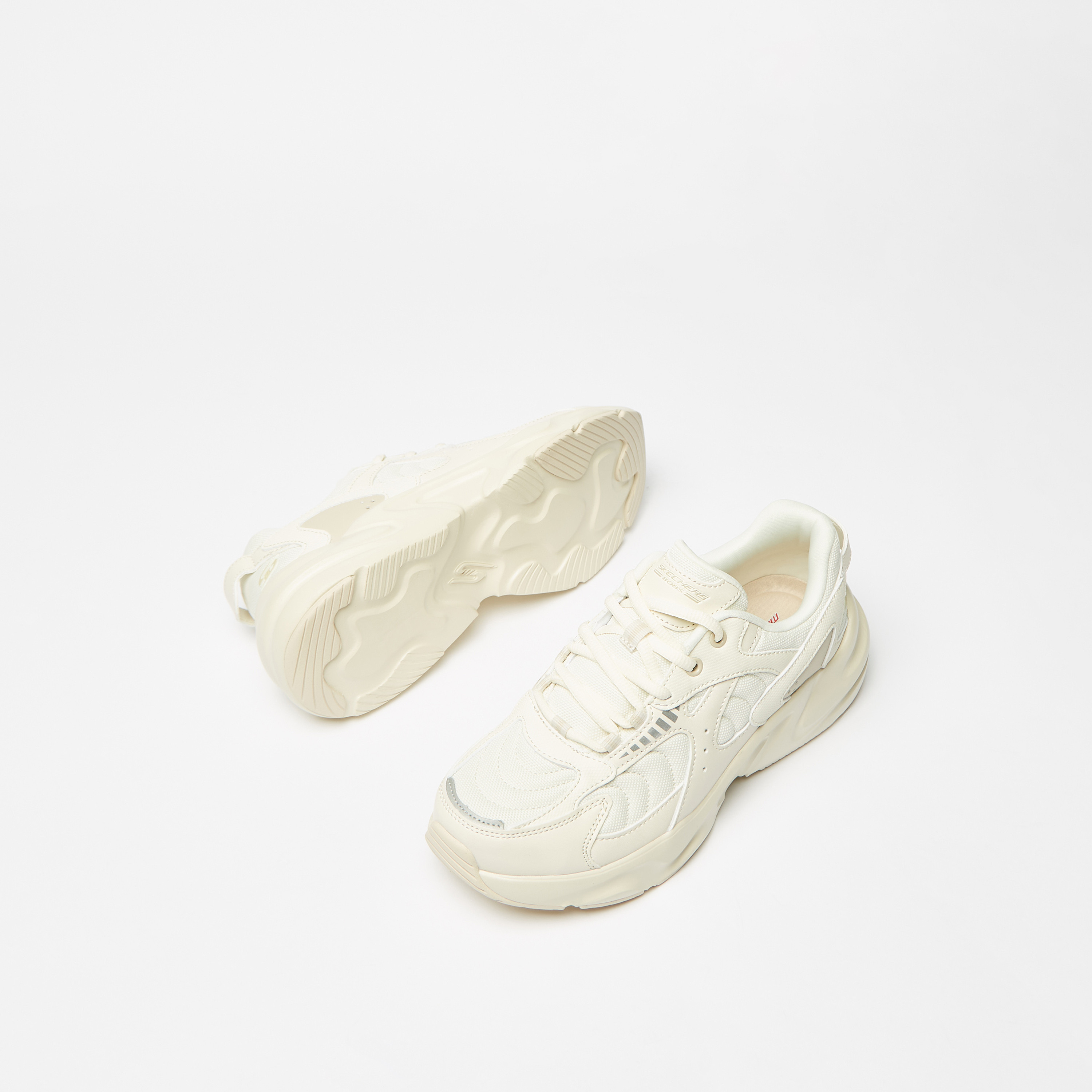 حذاء سنيكرز برباط إغلاق وكاحل منخفض للنساء من سكيتشرز-women-shoes-sneakers-image-6