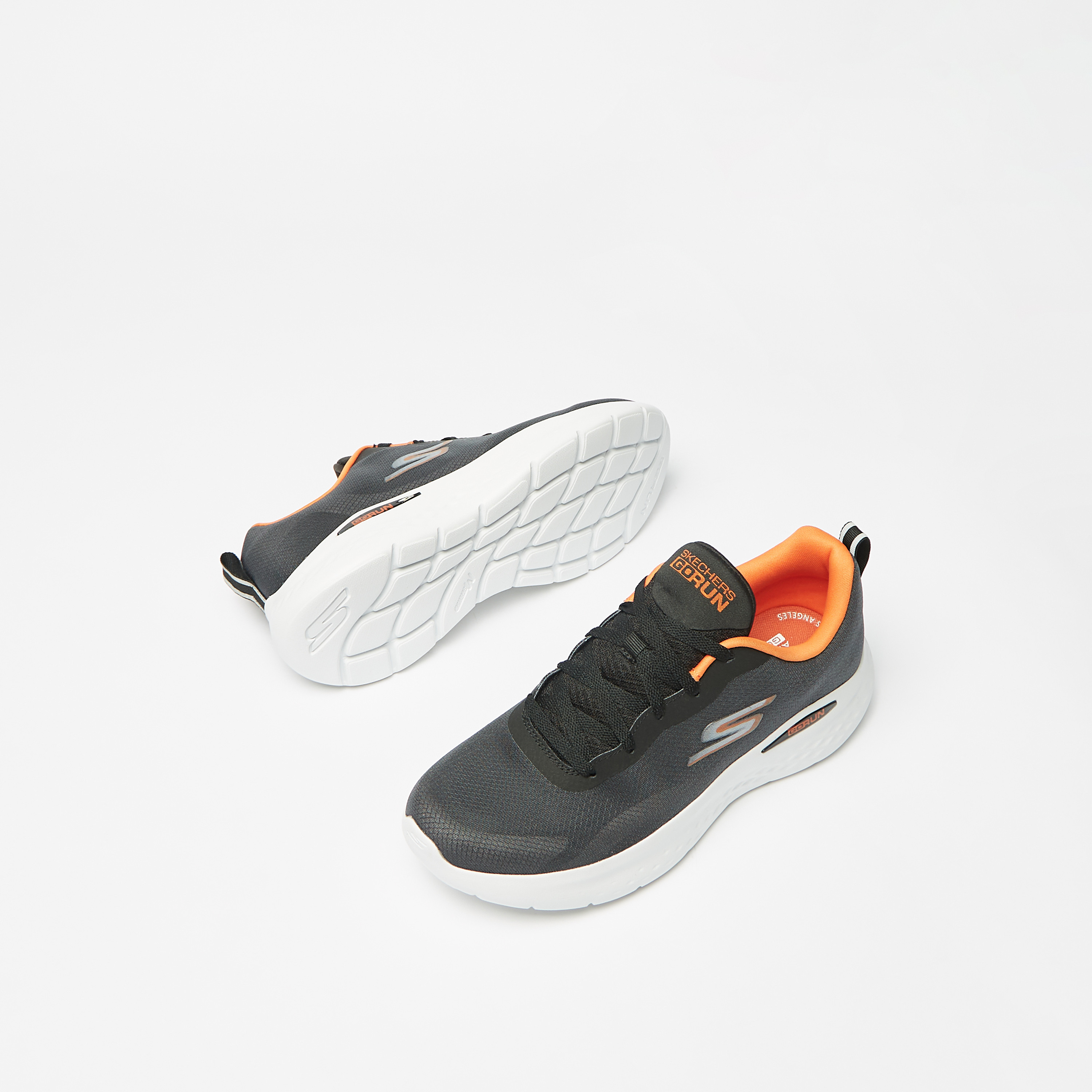 حذاء رياضي للنساء من سكيتشرز بوبز يونيتى مع ميموري فوم موست ماكزيما | 117436-women-shoes-sneakers-image-6