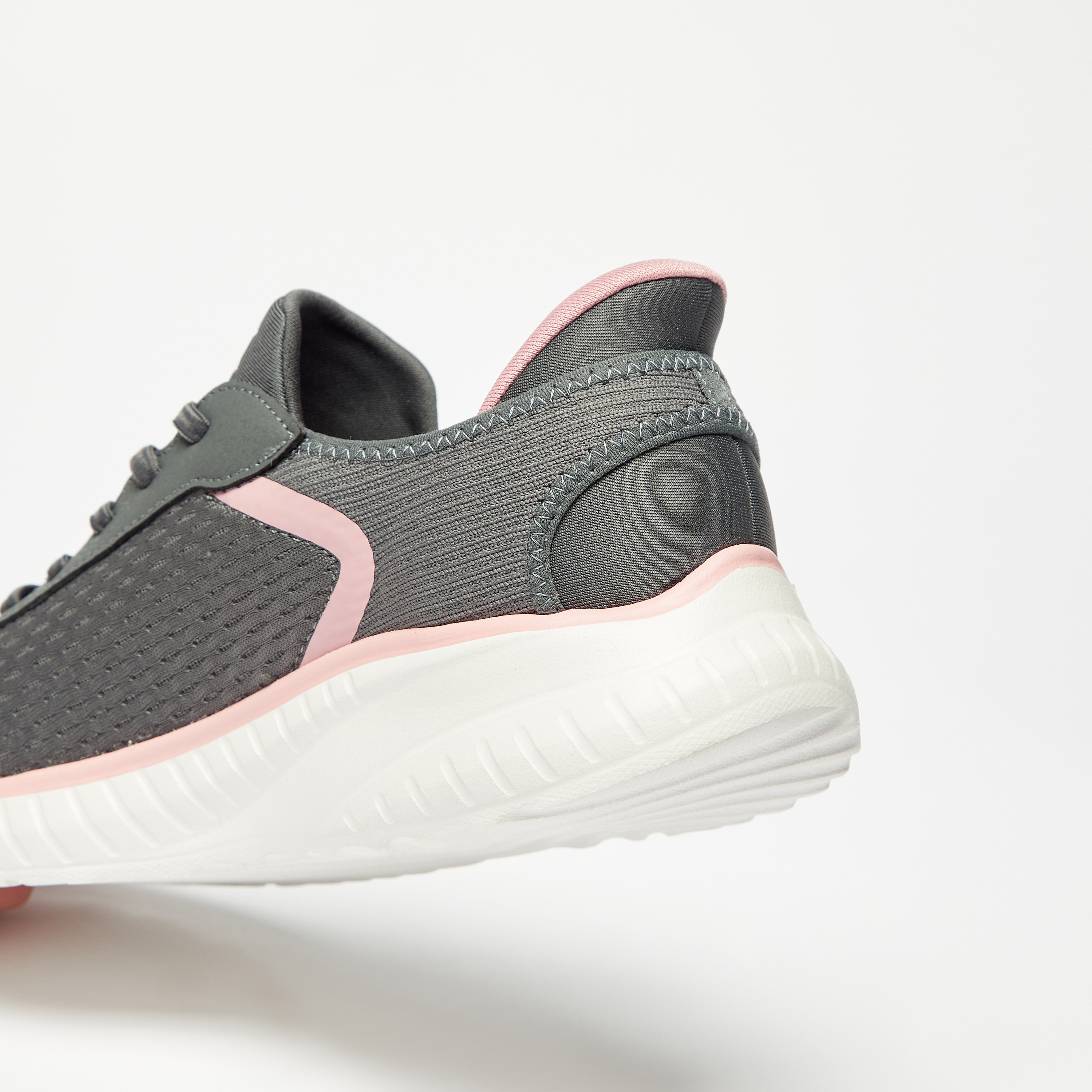 حذاء مشي نسائي من سكيتشرز بوبز سكواد ويفز تشوس بنجي بدون أربطة 117498 | OE-sports-women-shoes-image-8
