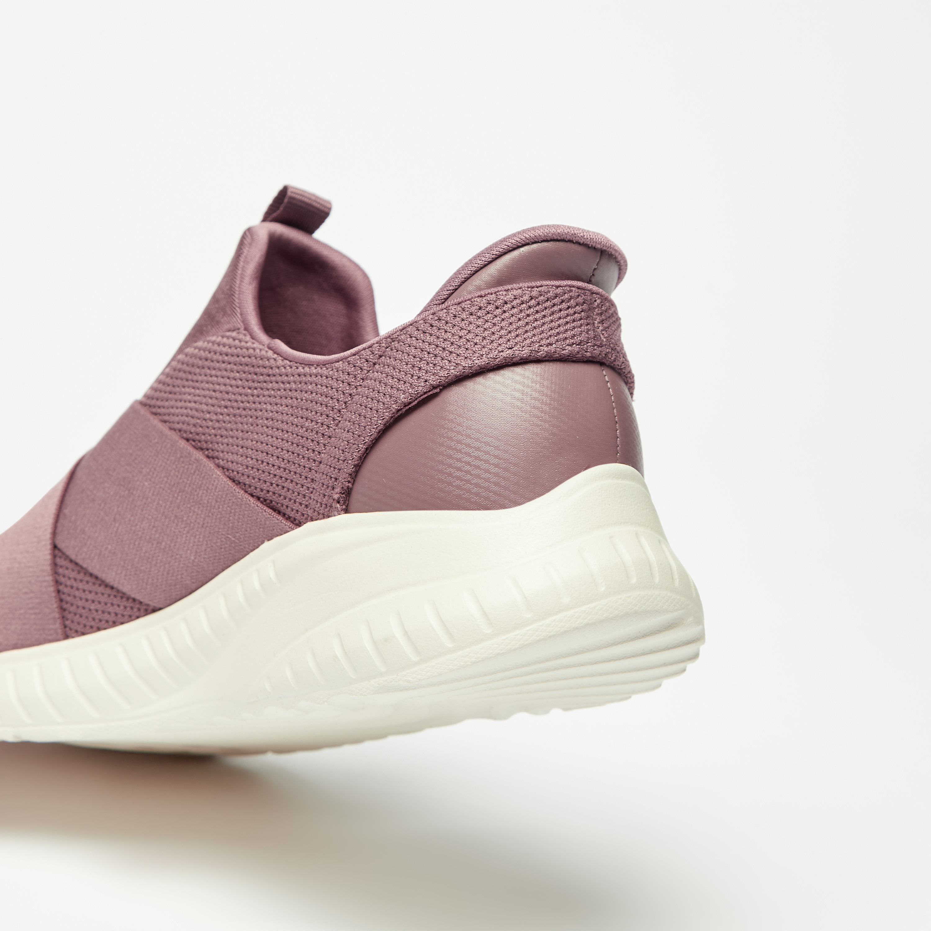 حذاء مشي نسائي من سكيتشرز بوبز سكواد تشوس سليب إنس 117505 | OE-sports-women-shoes-image-21