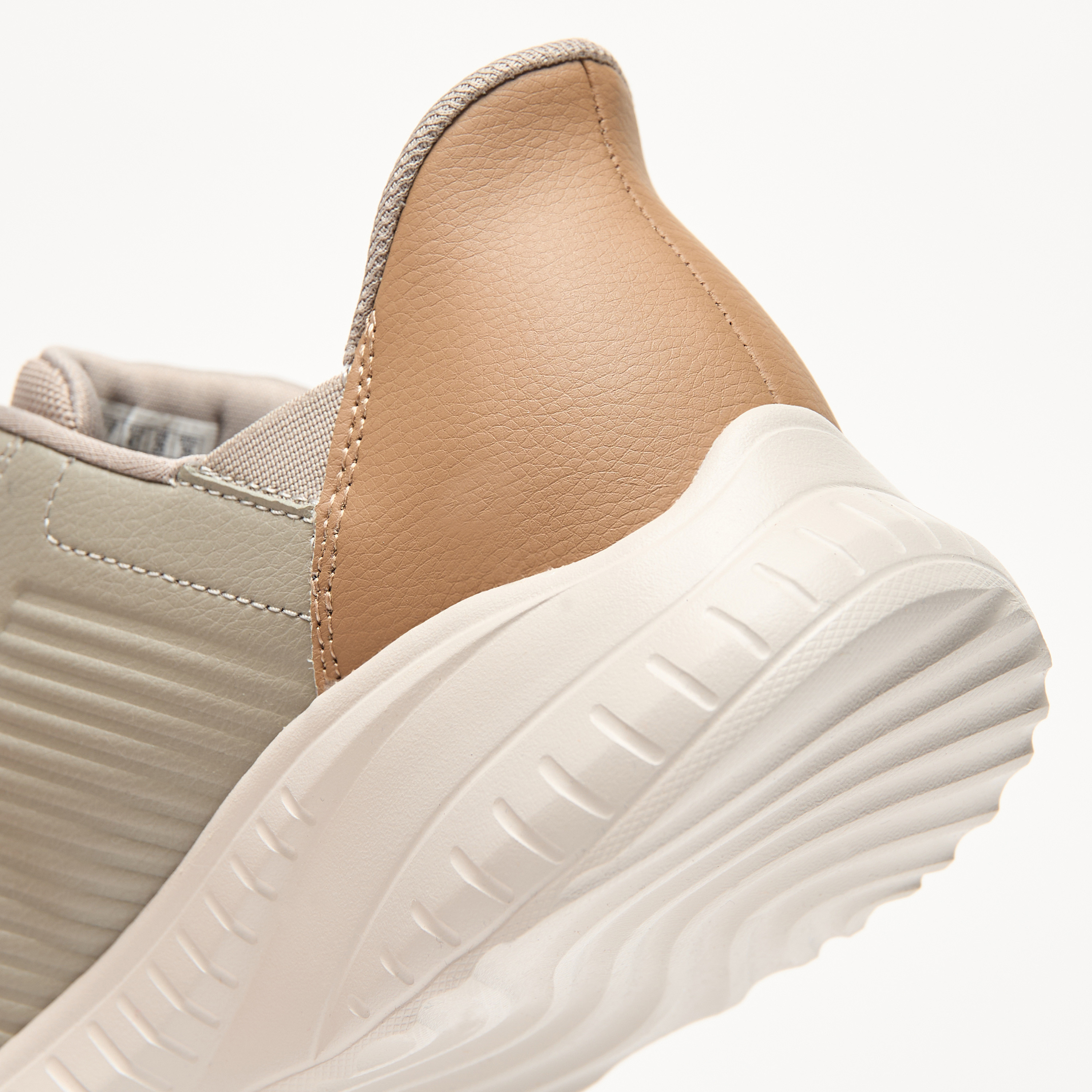حذاء مشي للرجال من سكيتشرز بوبز سكواد تشوس بنجي بدون أربطة 118305 | OE-sports-men-shoes-image-8
