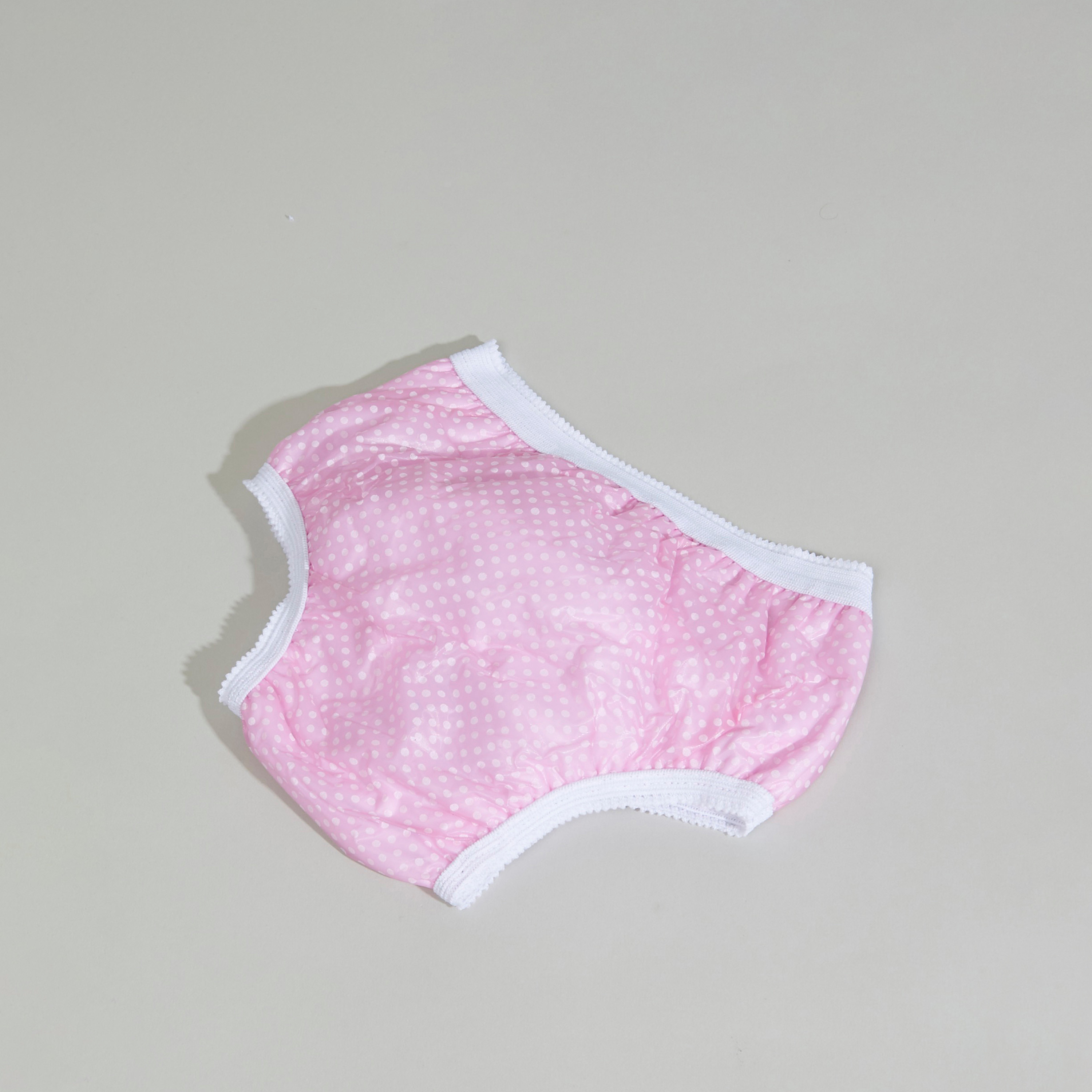 ملابس داخلية بطبعات من جونيورز --baby-diapering-diapers-image-2