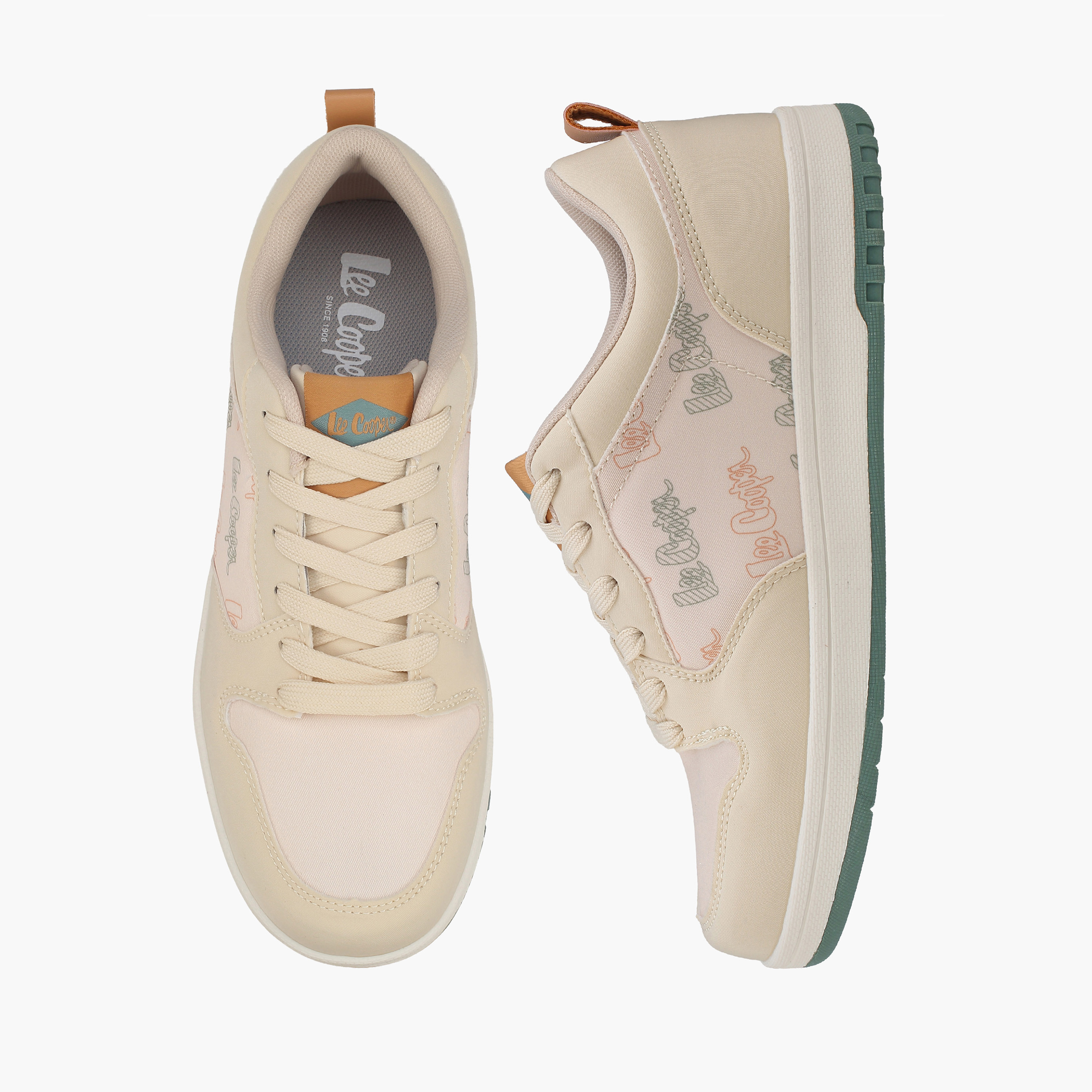 حذاء سنيكرز بطول الكاحل ورباط إغلاق للنساء من لي كوبر-women-shoes-sneakers-image-1