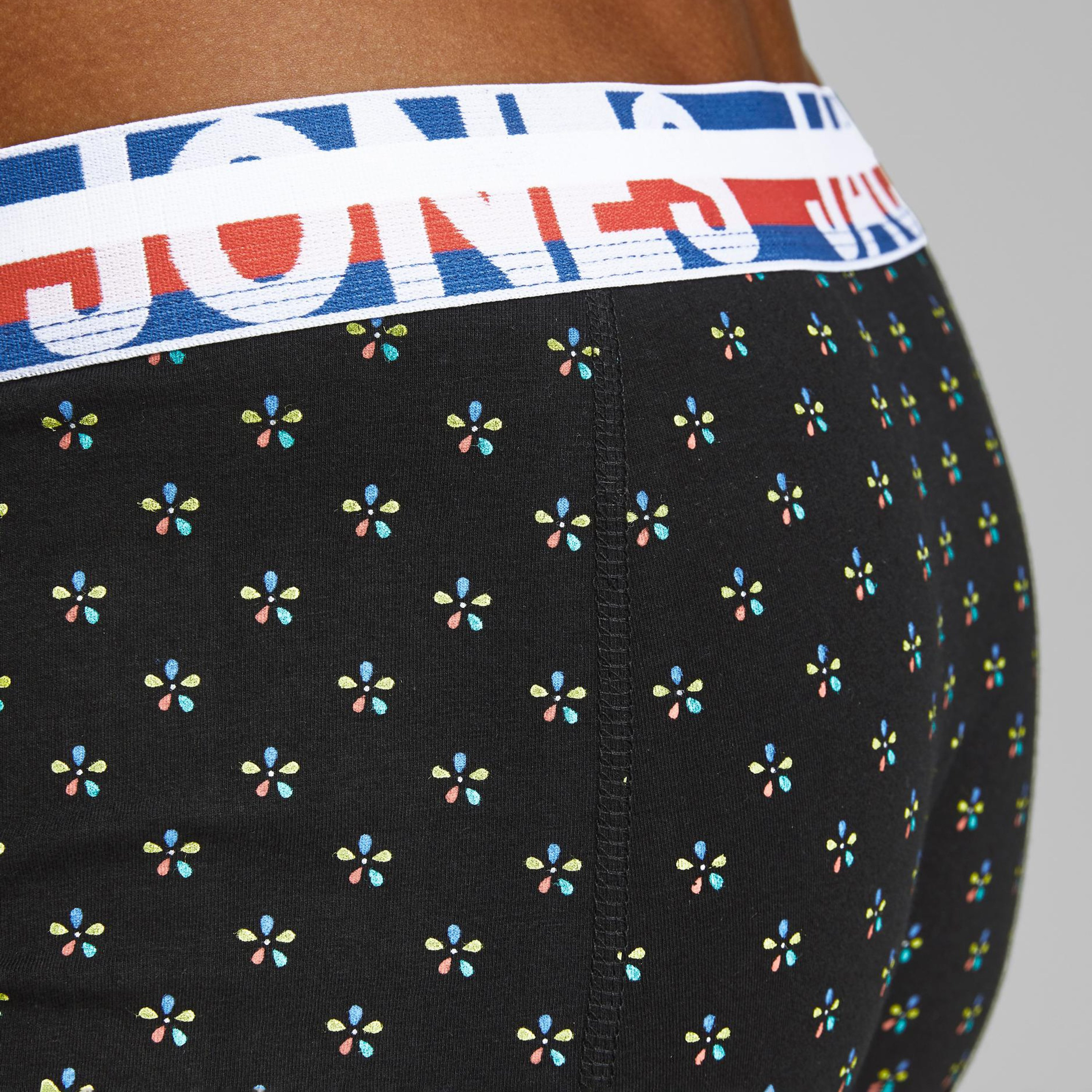 سراويل داخلية متعددة الألوان من جاك أند جونز - طقم 3 قطع-men-clothing-innerwear-underwear-image-8