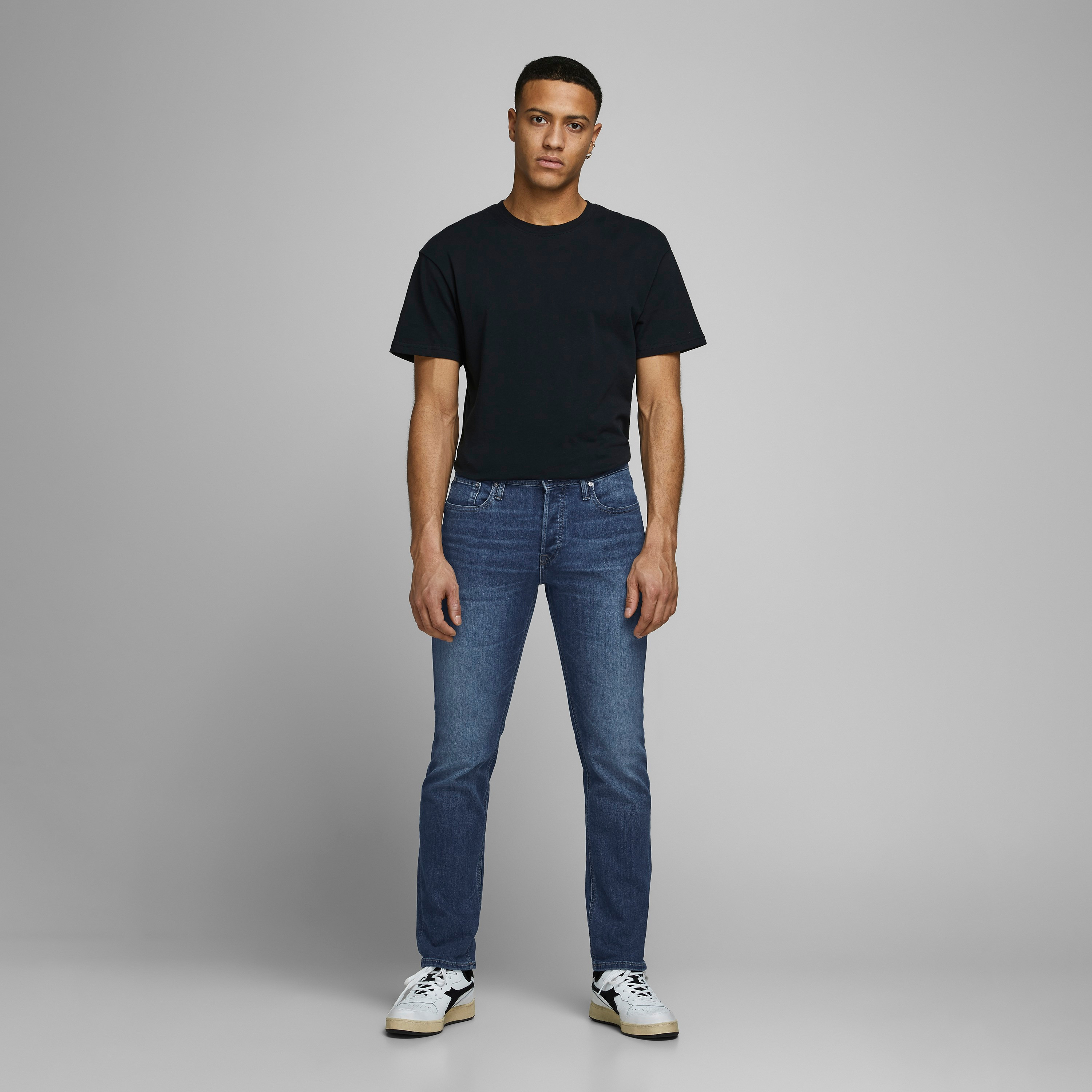 Jack & Jones Men Blue Plain Slim Fit Jeans with Pockets-men-clothing-bottoms-jeans-image-5