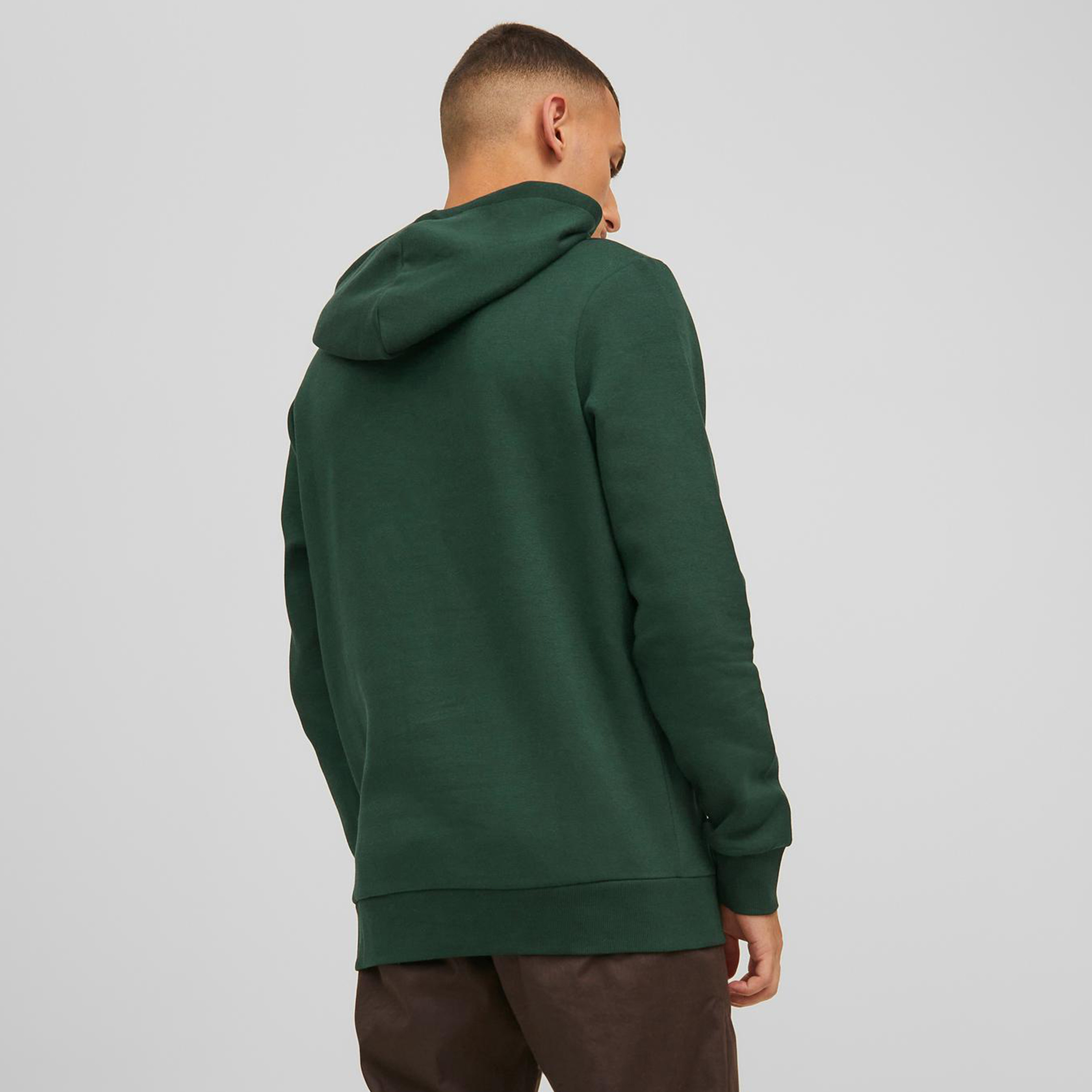 هودي من جاك آند جونز مع شعار بأكمام طويلة مع جيب كانغارو-men-winterwear-hoodiesandsweatshirts-image-10