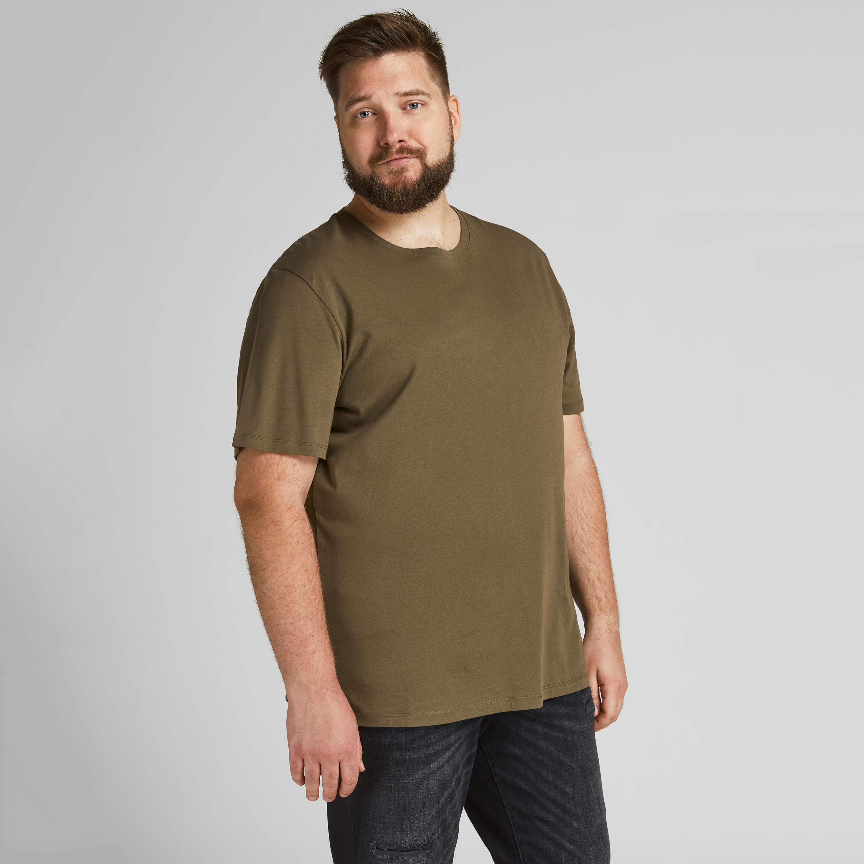 تي شيرت سادة بياقة دائرية وأكمام قصيرة من جاك آند جونز-men-clothing-tshirtsandpolos-tshirts-image-9