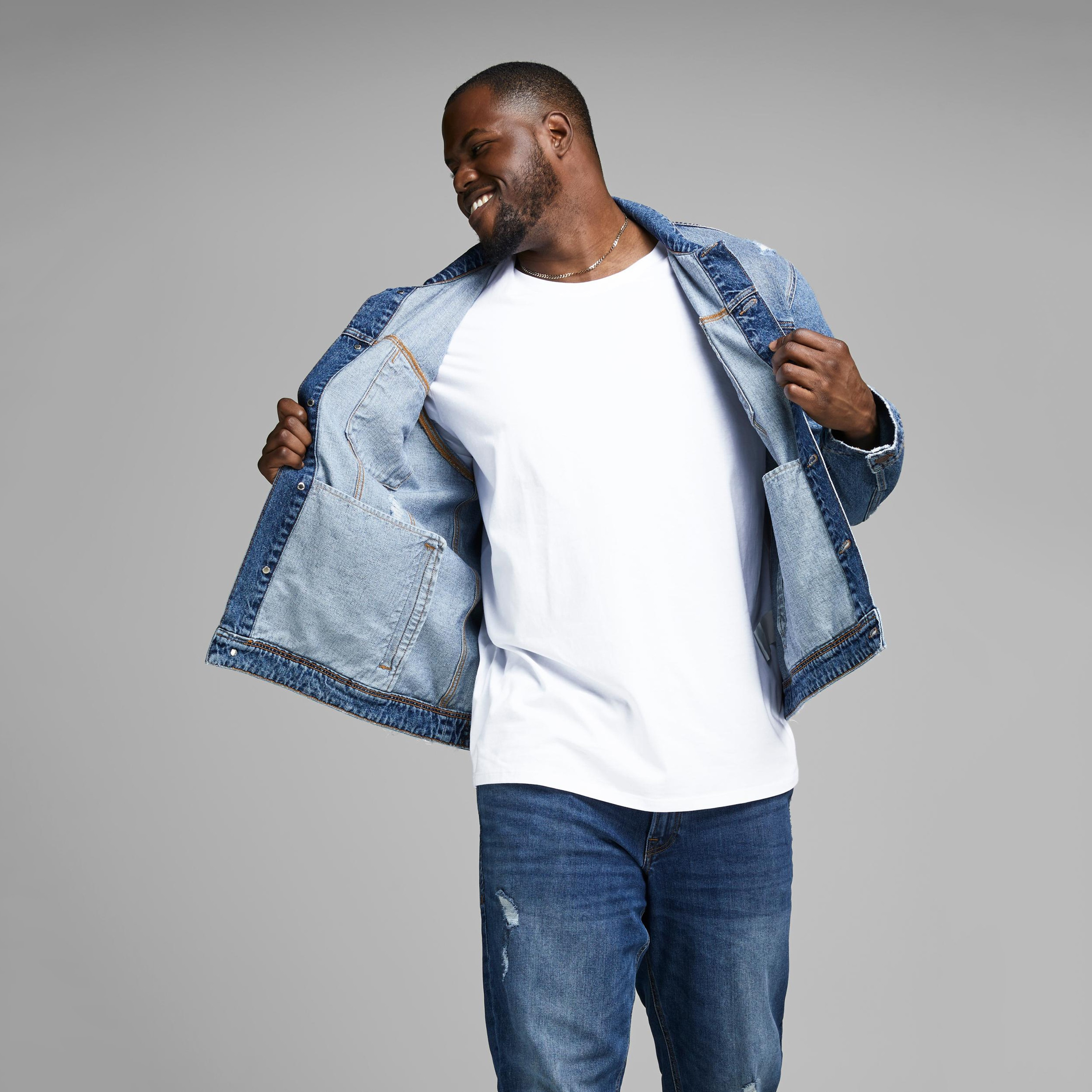 تي شيرت سادة بياقة دائرية وأكمام قصيرة من جاك آند جونز-men-clothing-tshirtsandpolos-tshirts-image-18