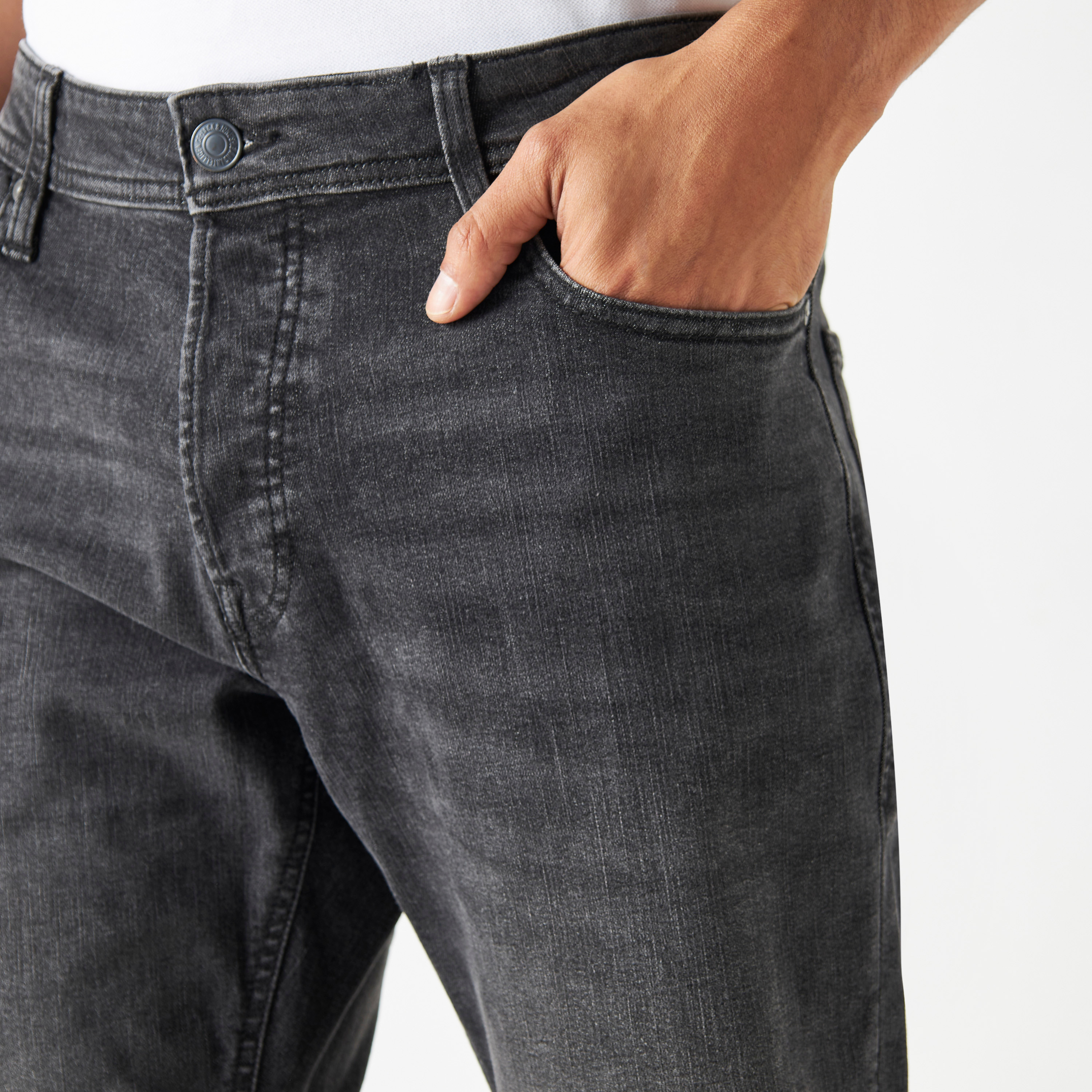 بنطال جينز مزين بجيب من جاك آند جونز بخصر متوسط الارتفاع مع مدبب-men-clothing-bottoms-jeans-image-4